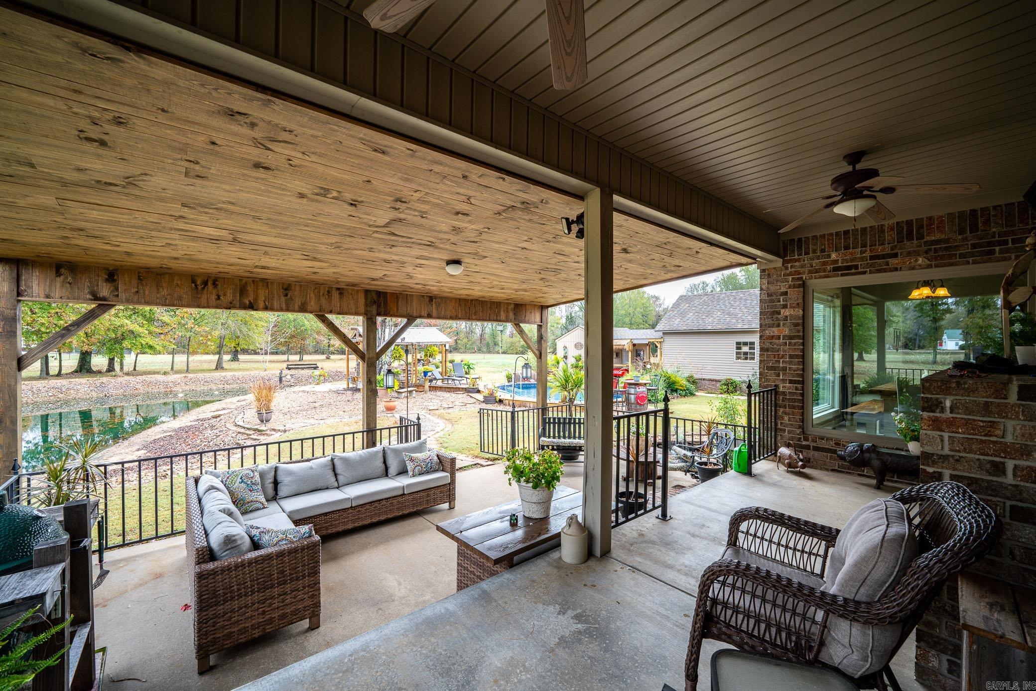 4 Greystone Drive