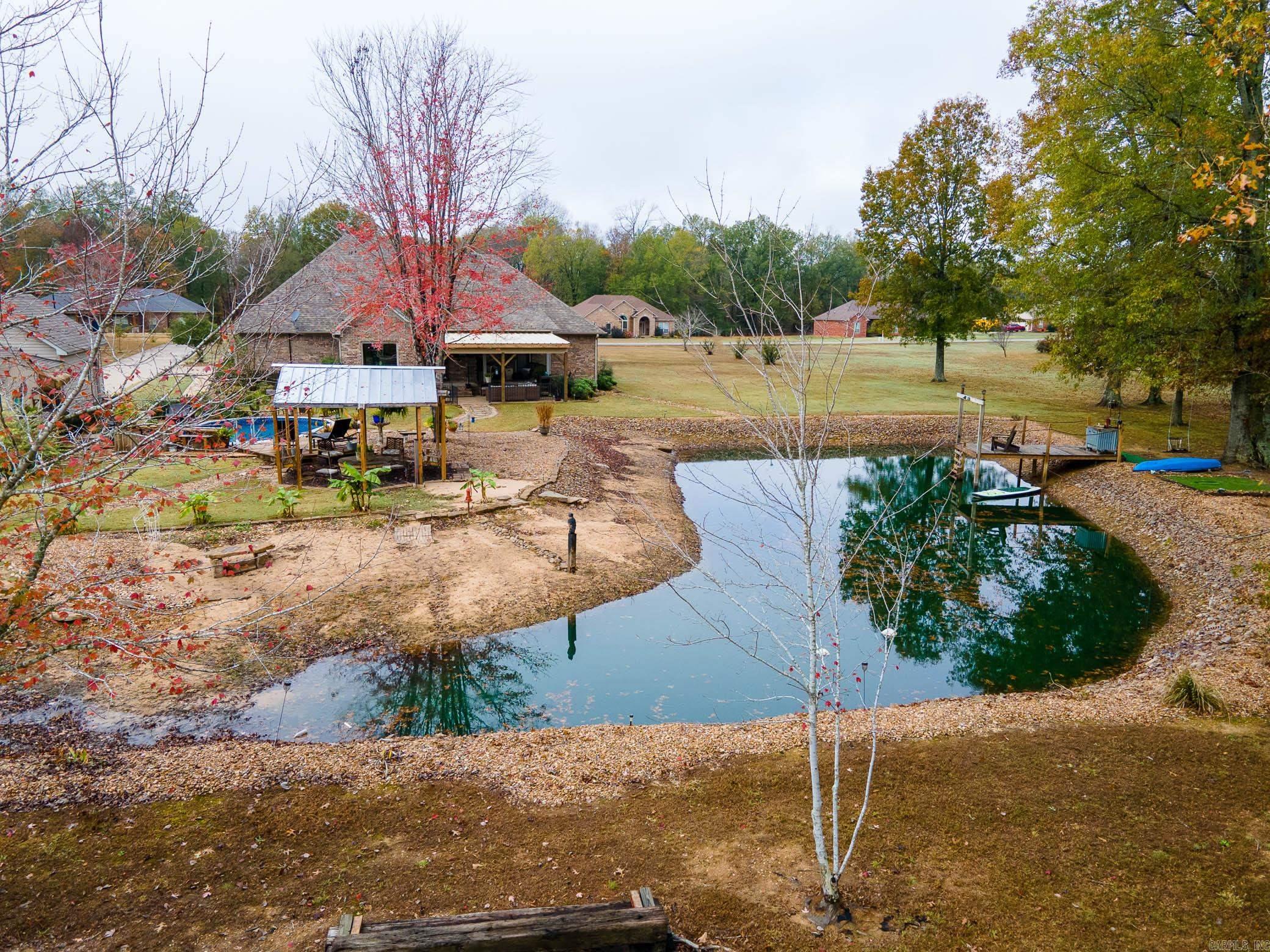 4 Greystone Drive