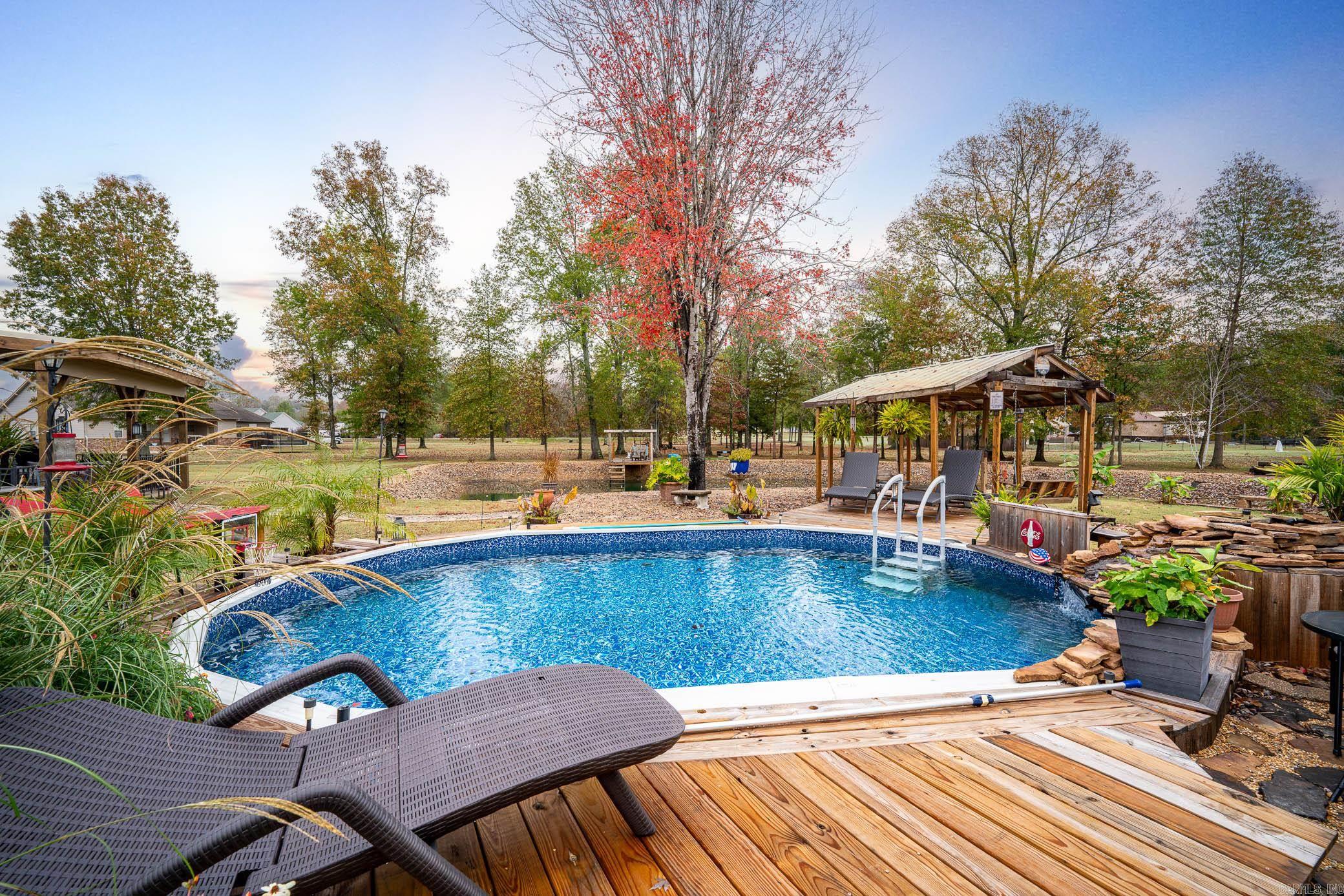 4 Greystone Drive