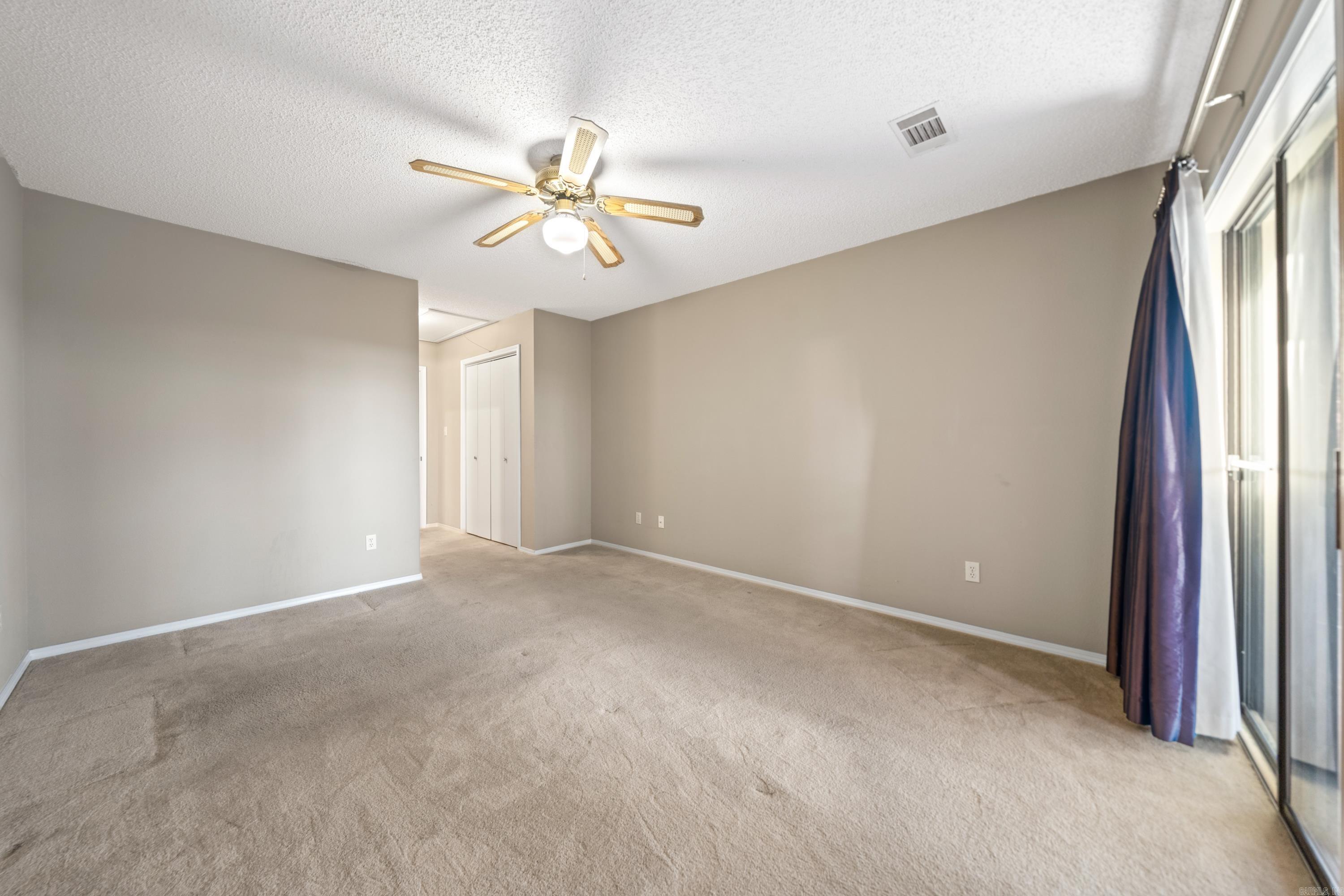 124 Corporate Terrace Unit: 17B