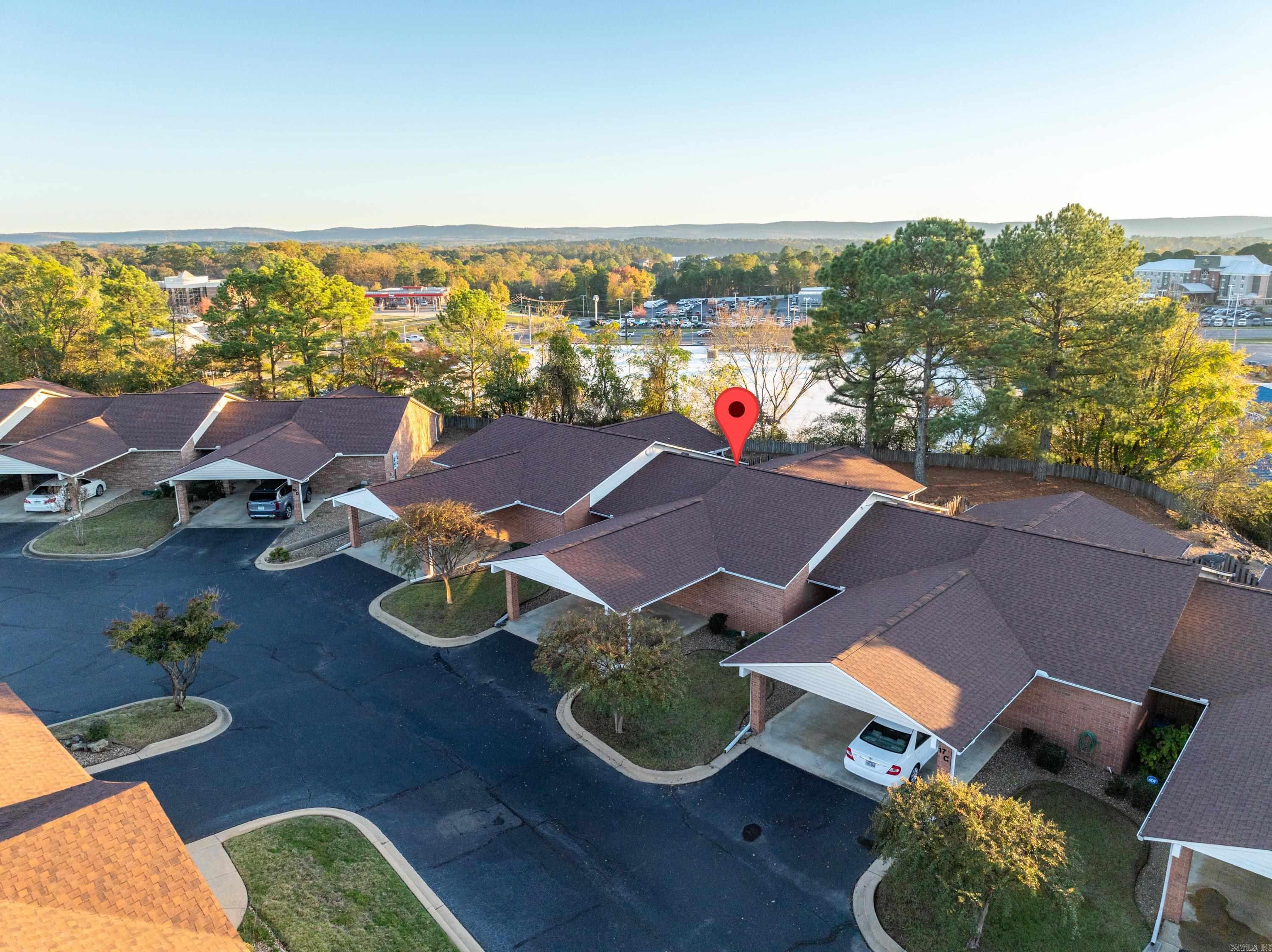 124 Corporate Terrace Unit: 17B