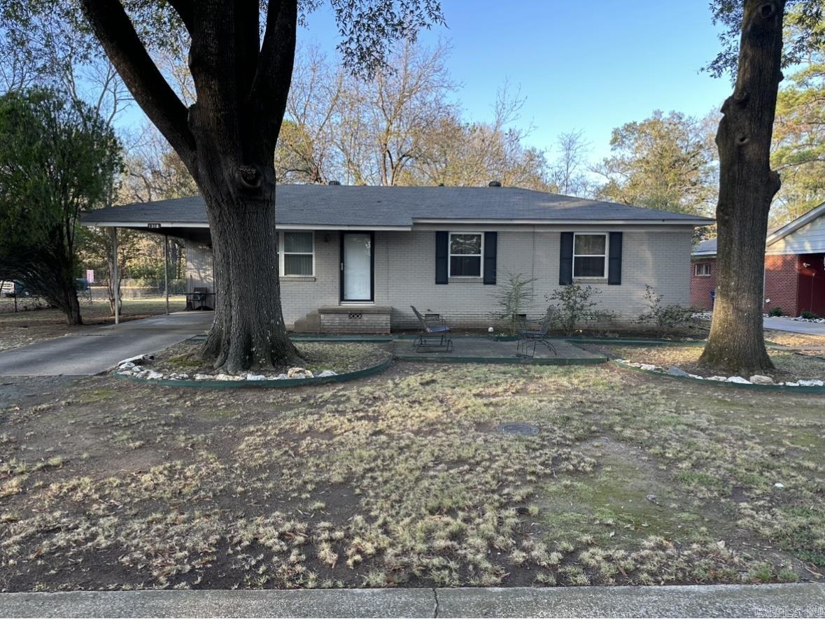 1318 Garvin