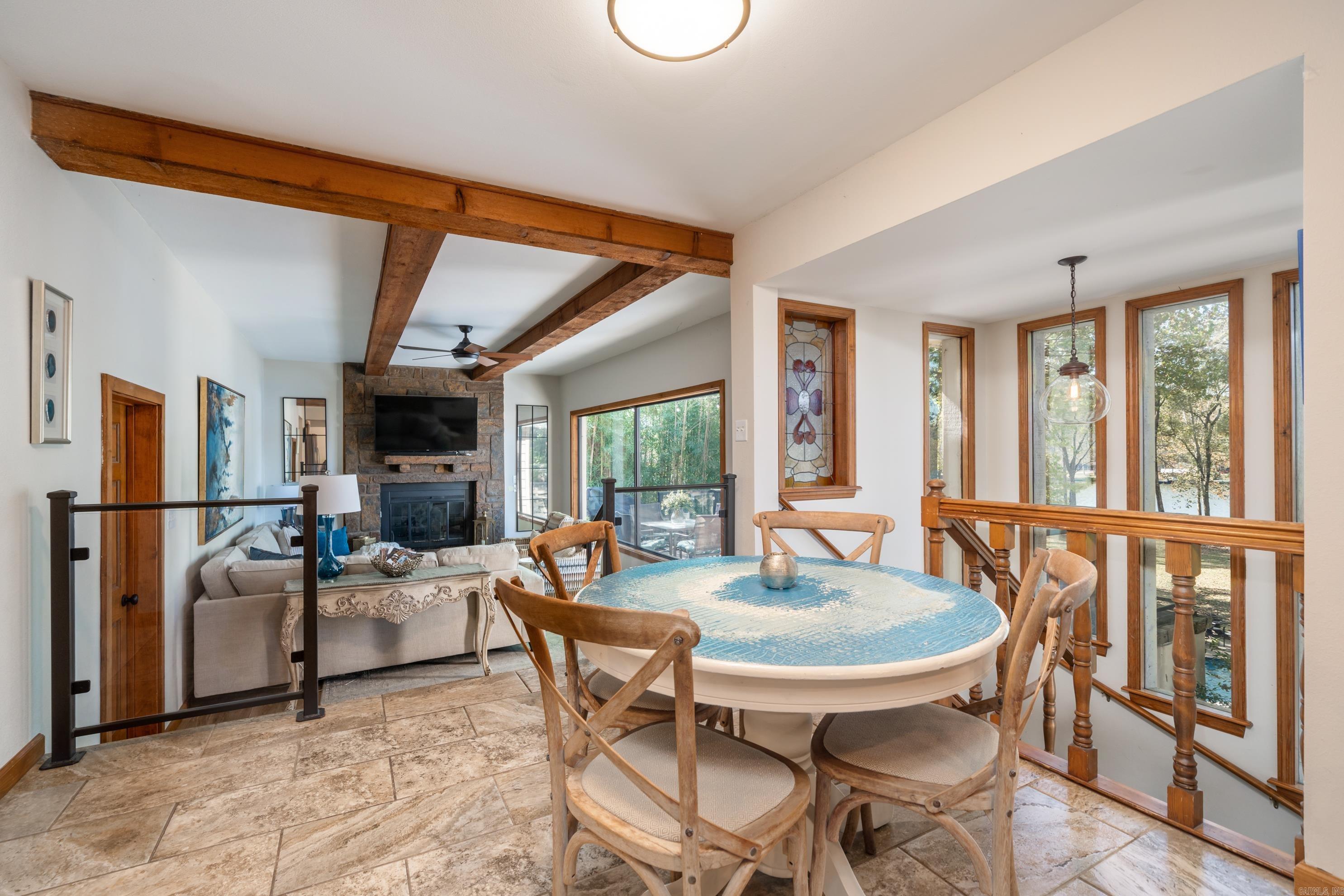 203 Golden Oak Cir Circle