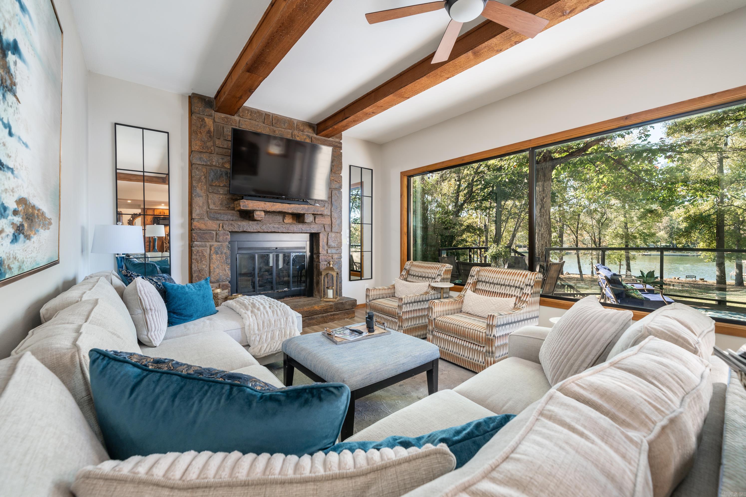 203 Golden Oak Cir Circle