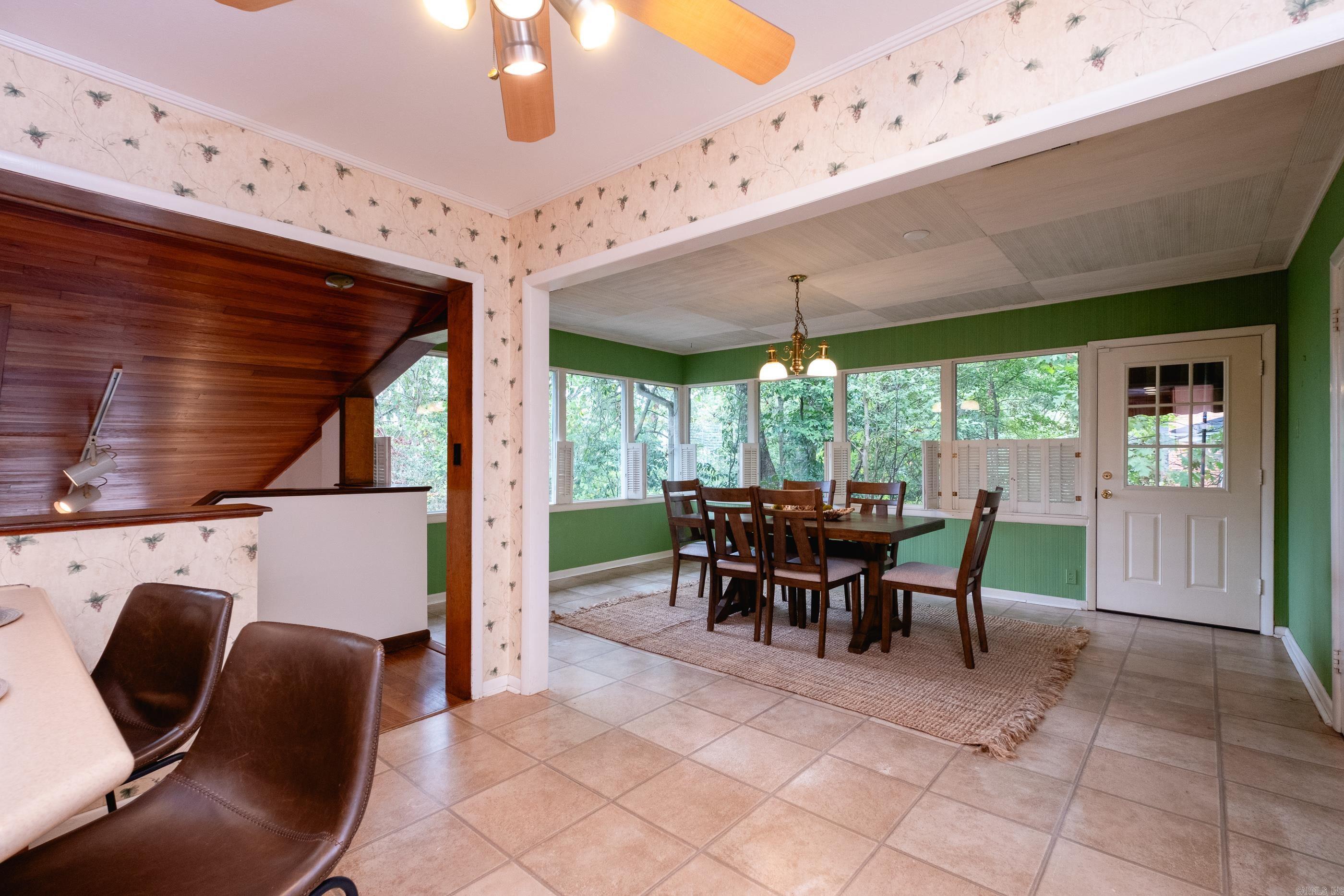 5500 N Grandview Street