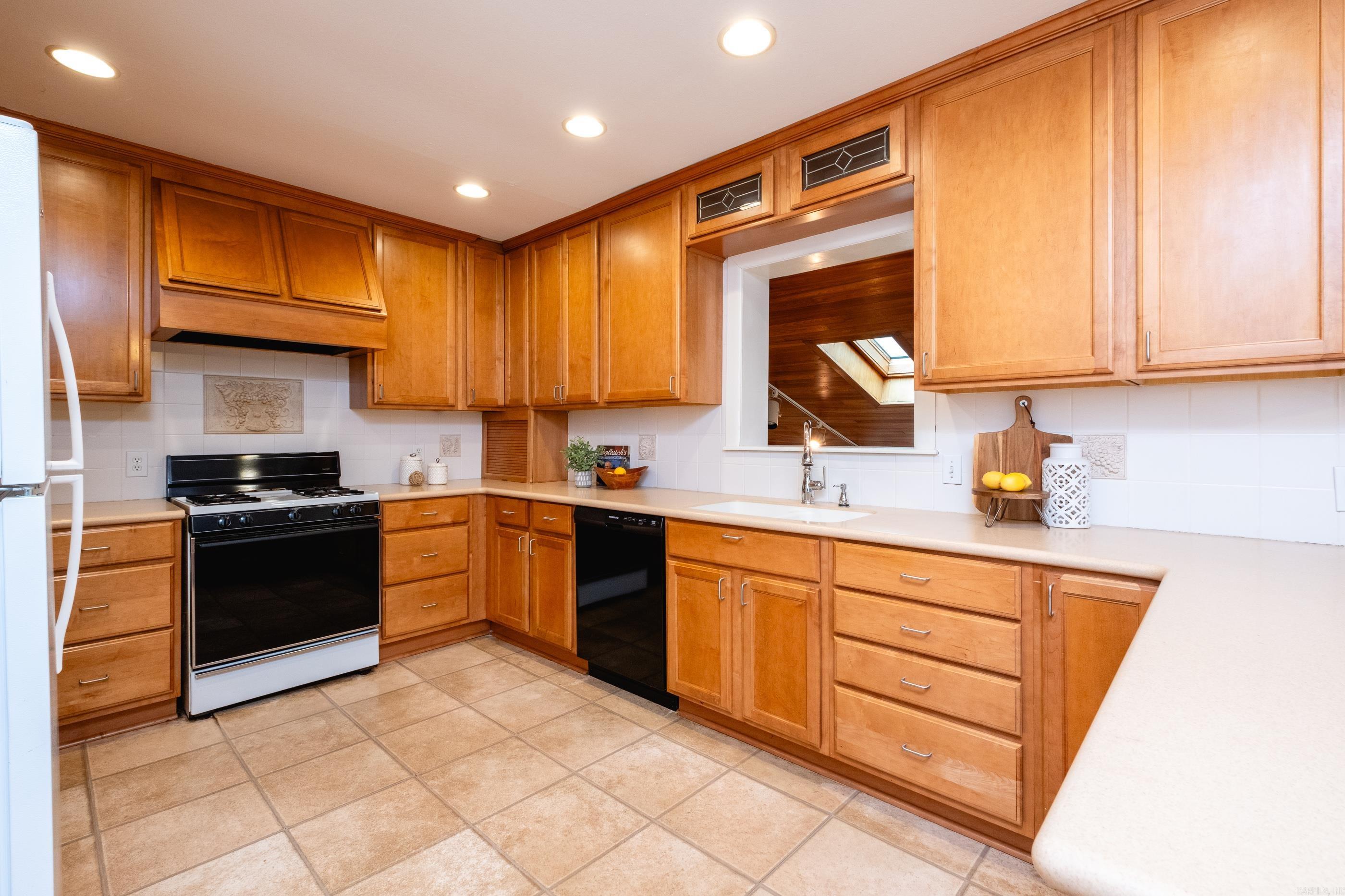 5500 N Grandview Street