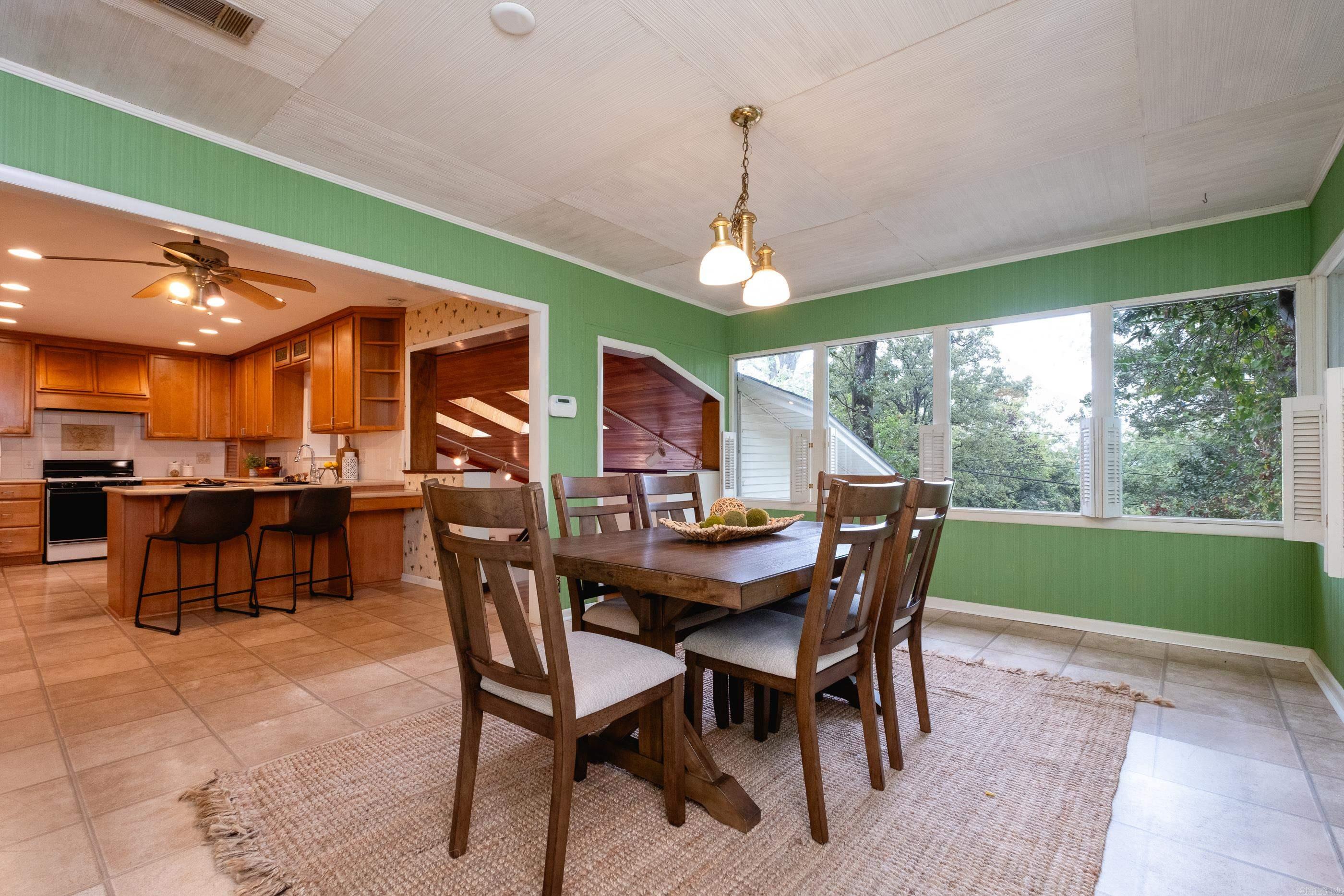 5500 N Grandview Street