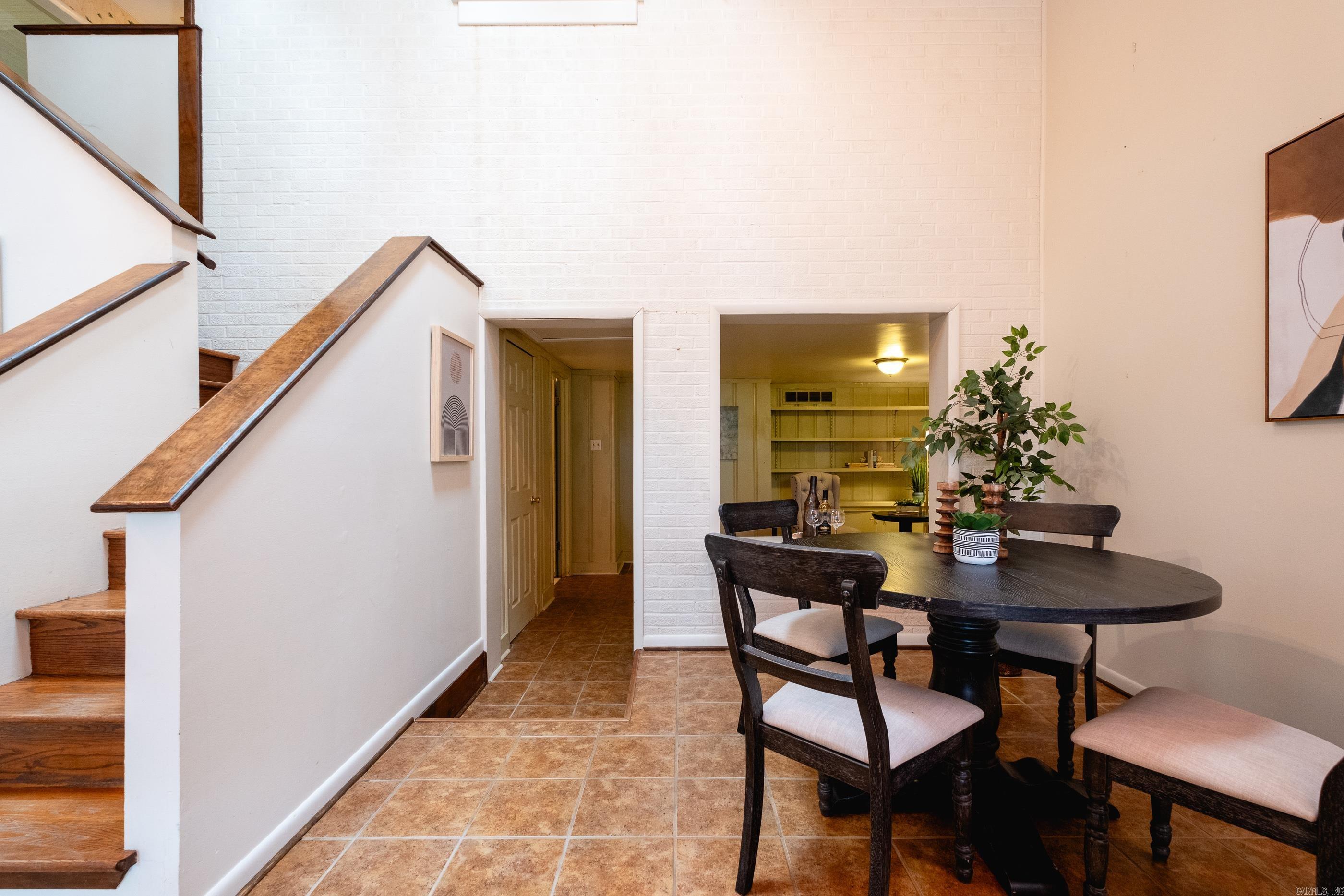 5500 N Grandview Street