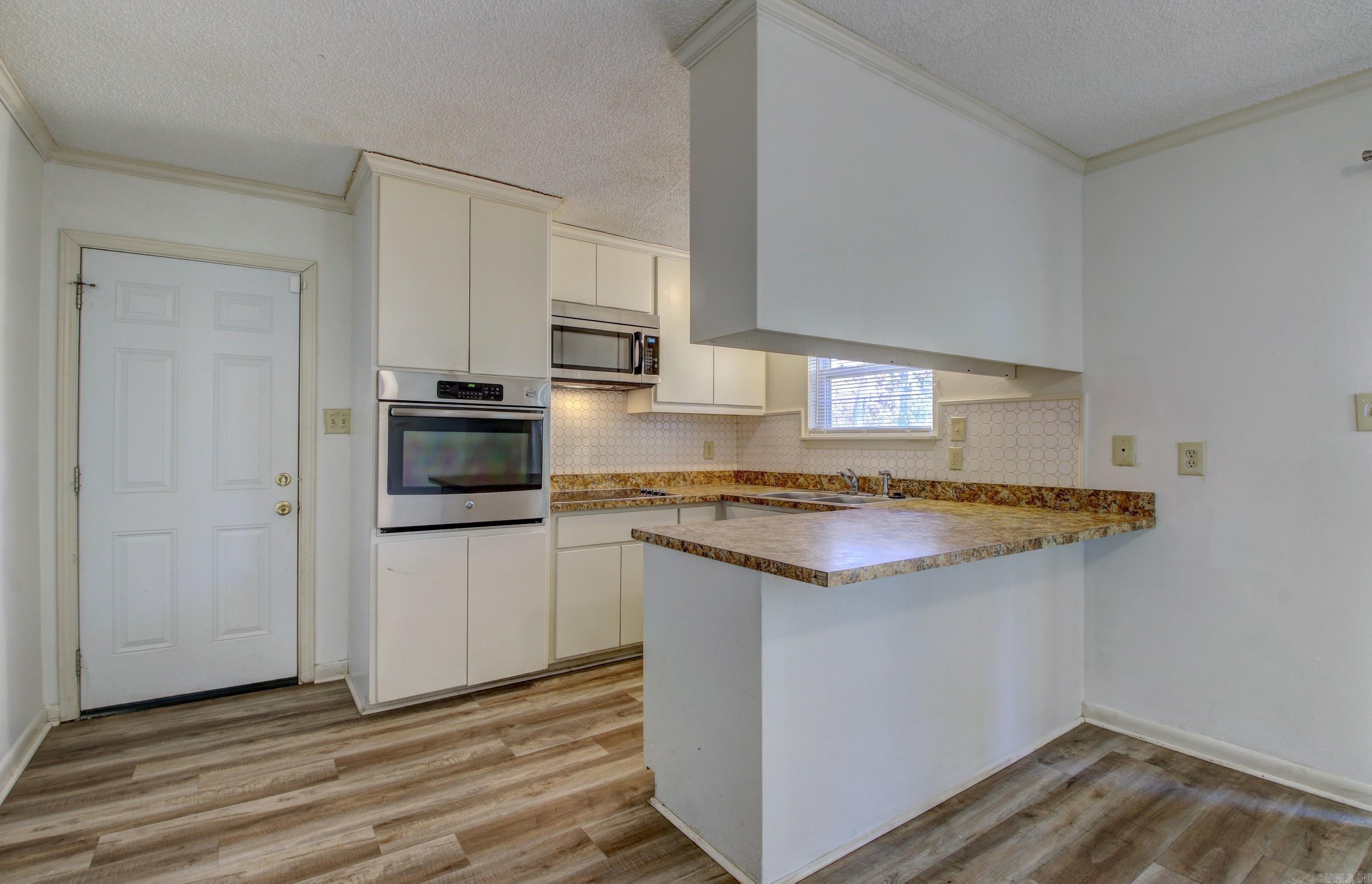 1501 Glenda Dr