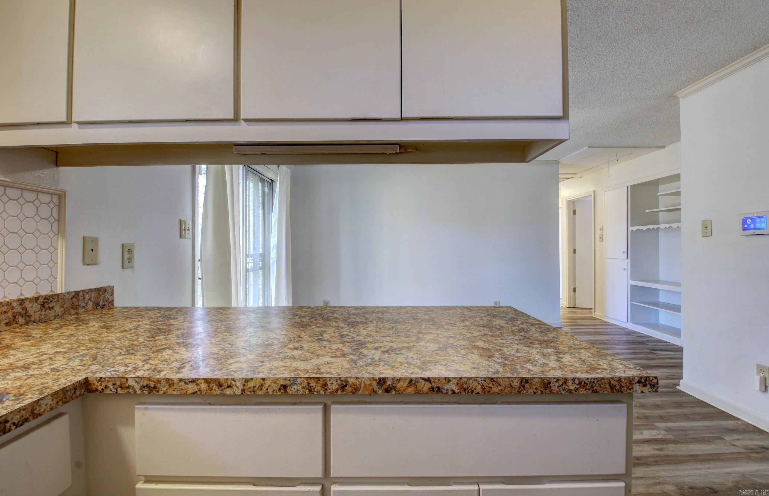 1501 Glenda Dr
