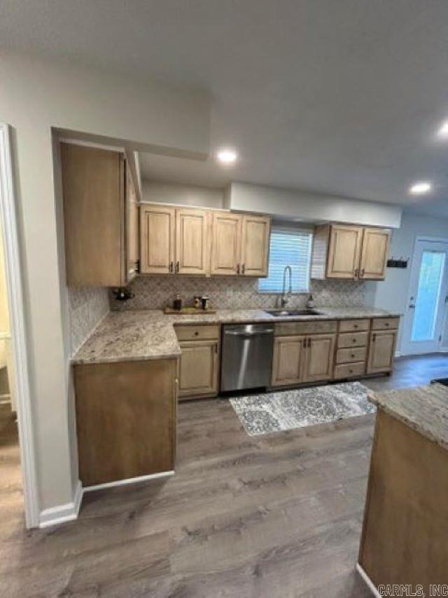 36 W Walker Drive