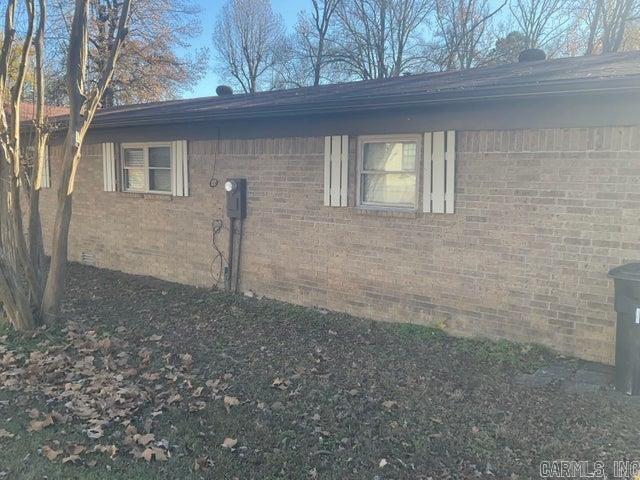 36 W Walker Drive