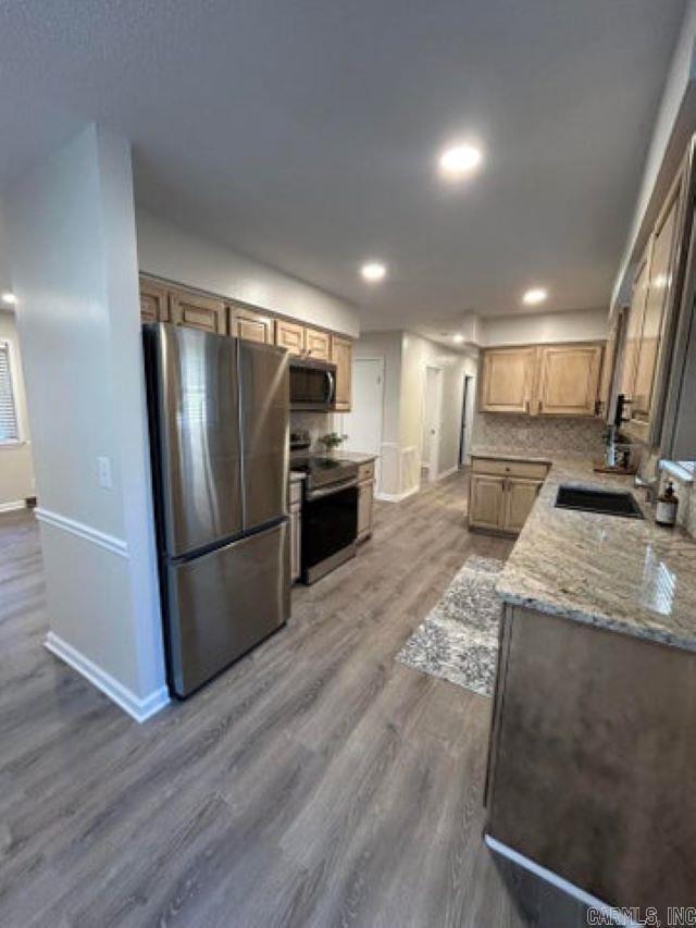 36 W Walker Drive