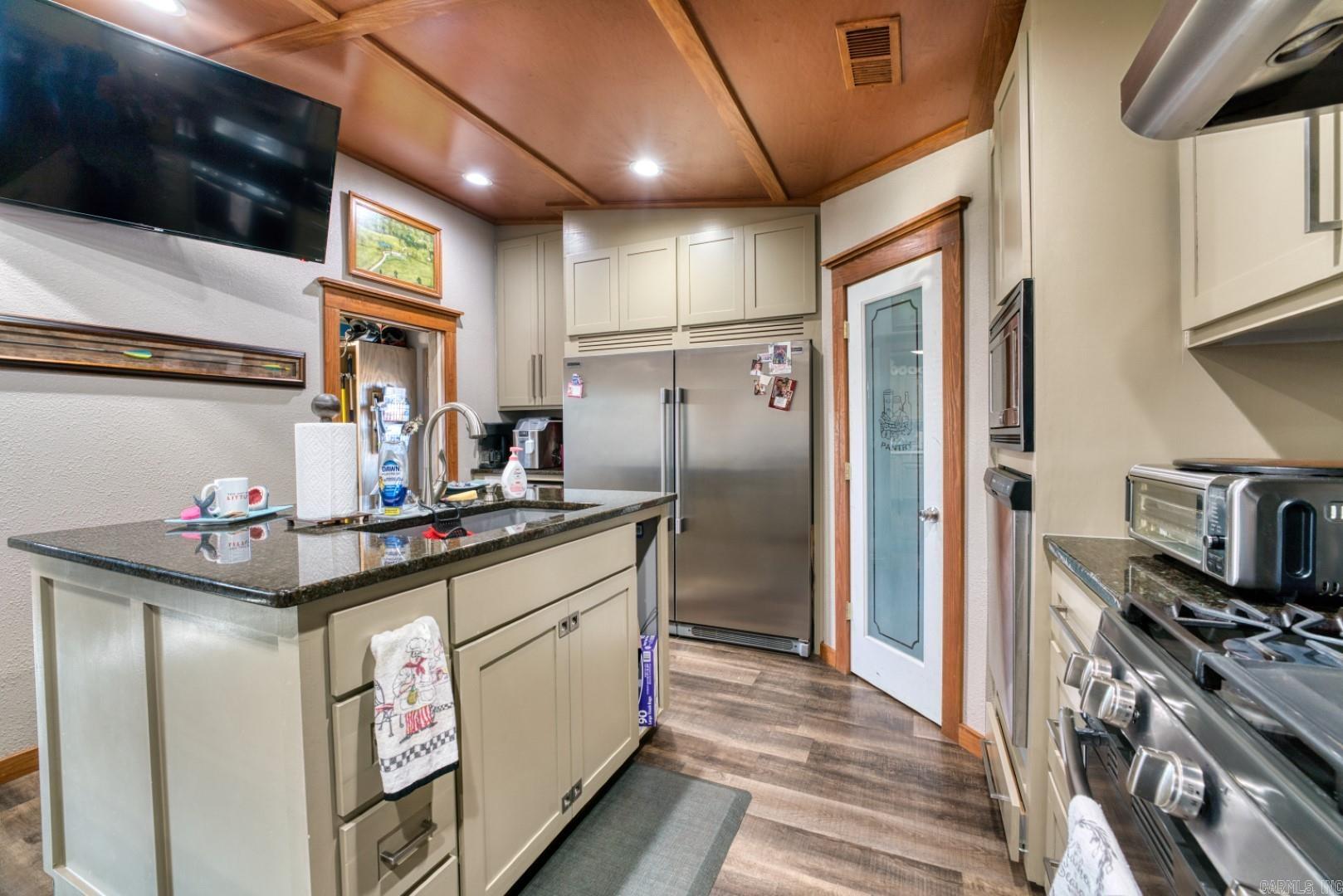 5500 Mill Creek Road