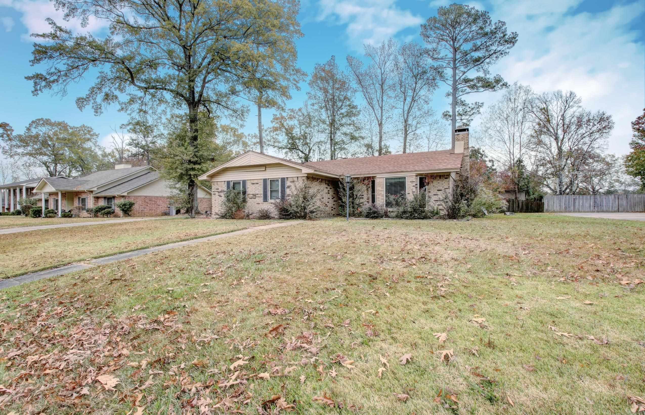 6107 Timber Lake Drive