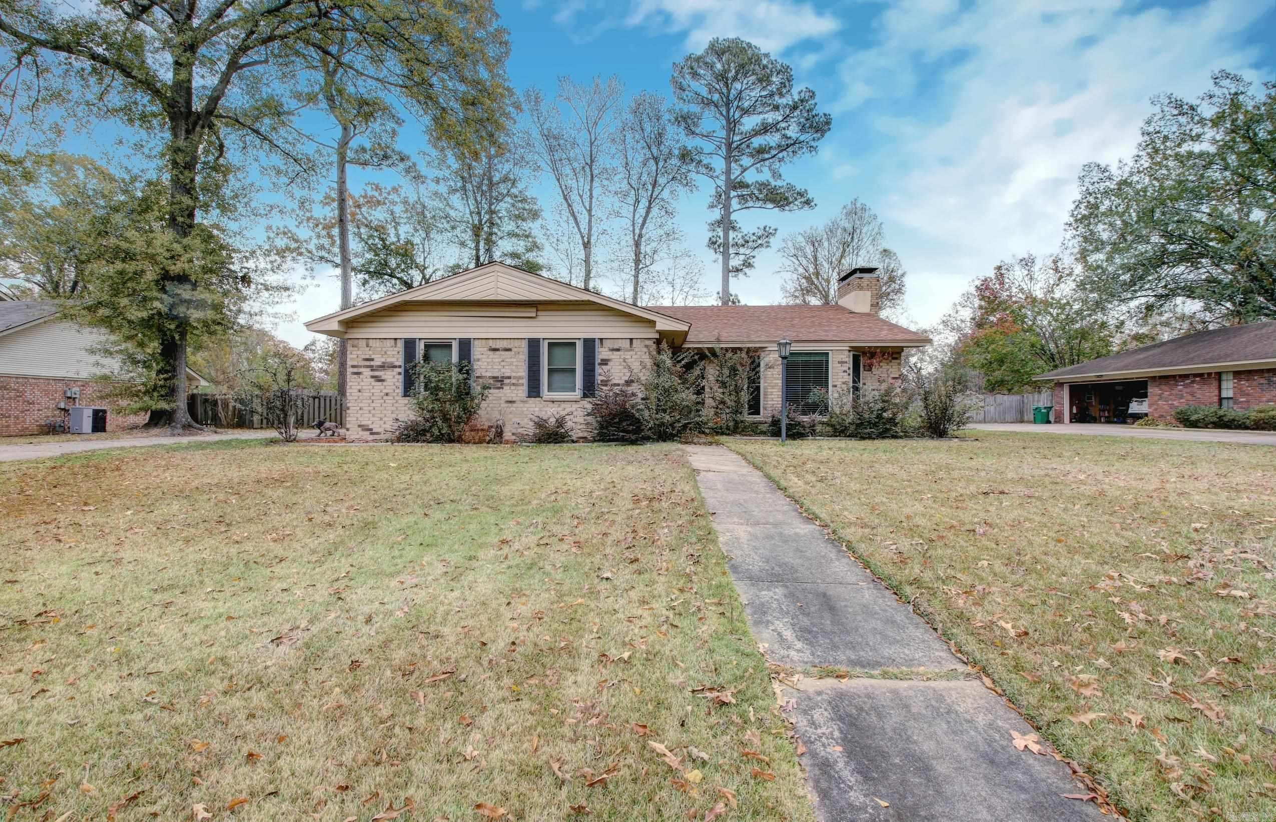 6107 Timber Lake Drive