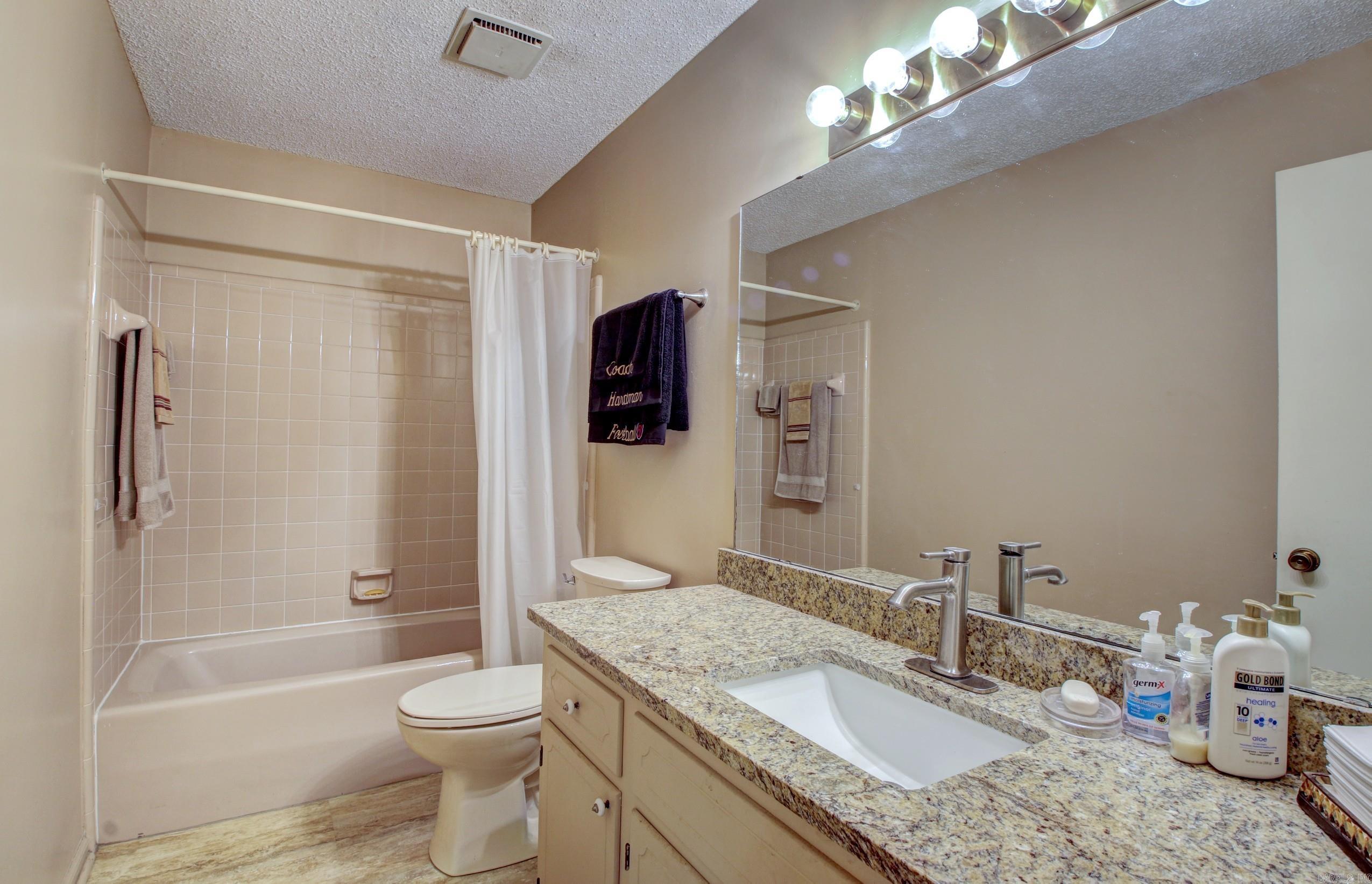 6107 Timber Lake Drive