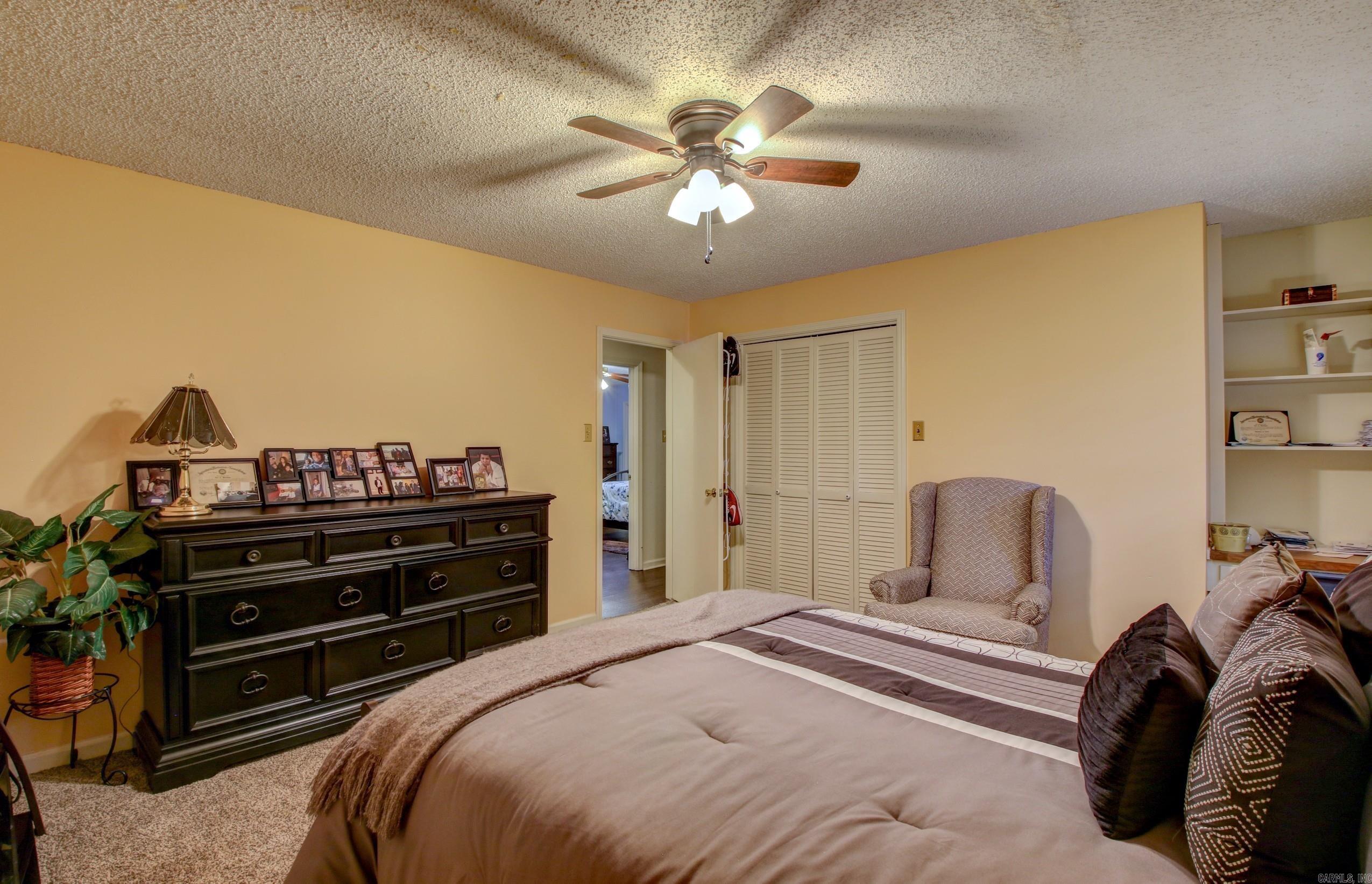 6107 Timber Lake Drive
