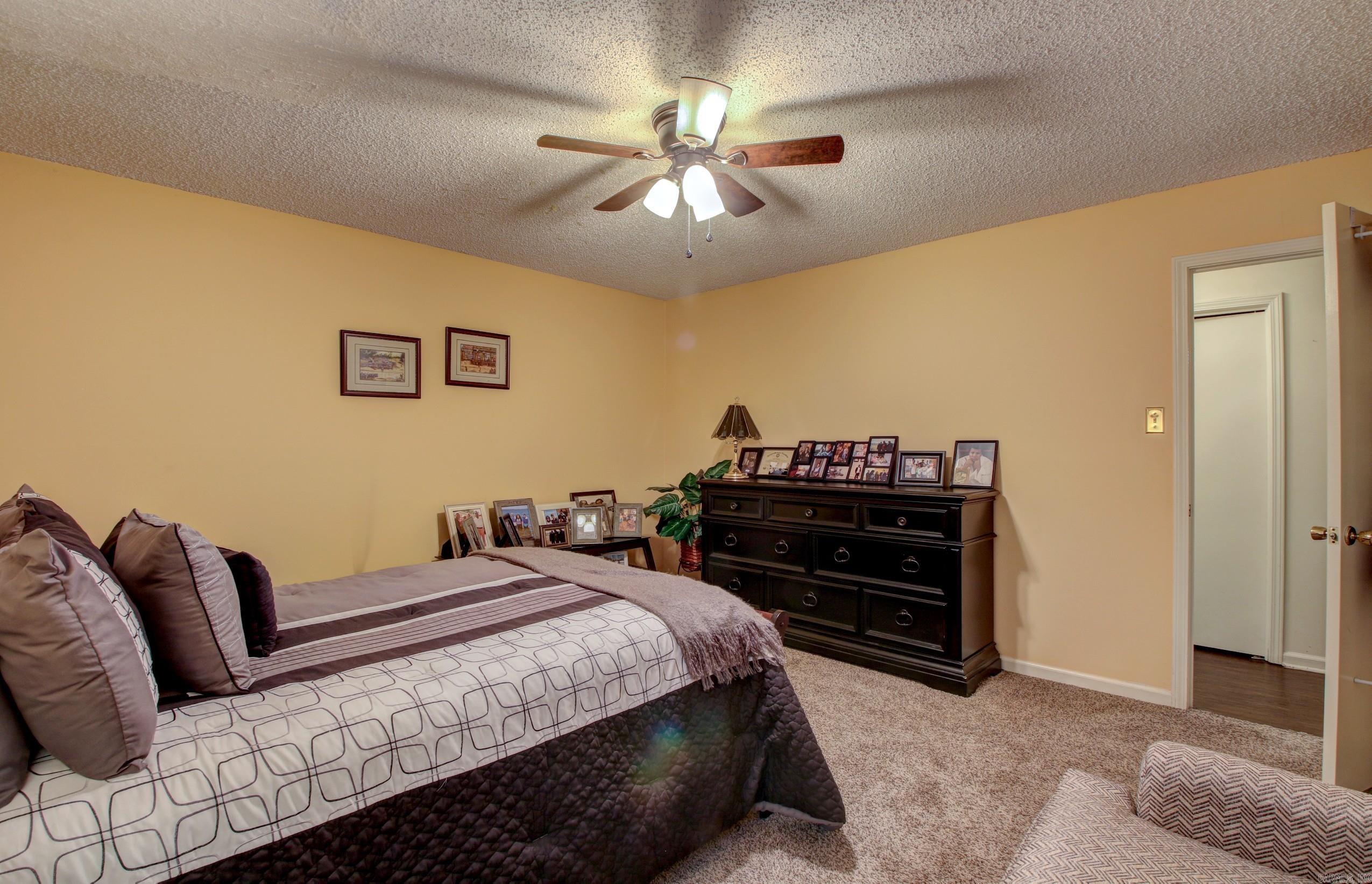 6107 Timber Lake Drive