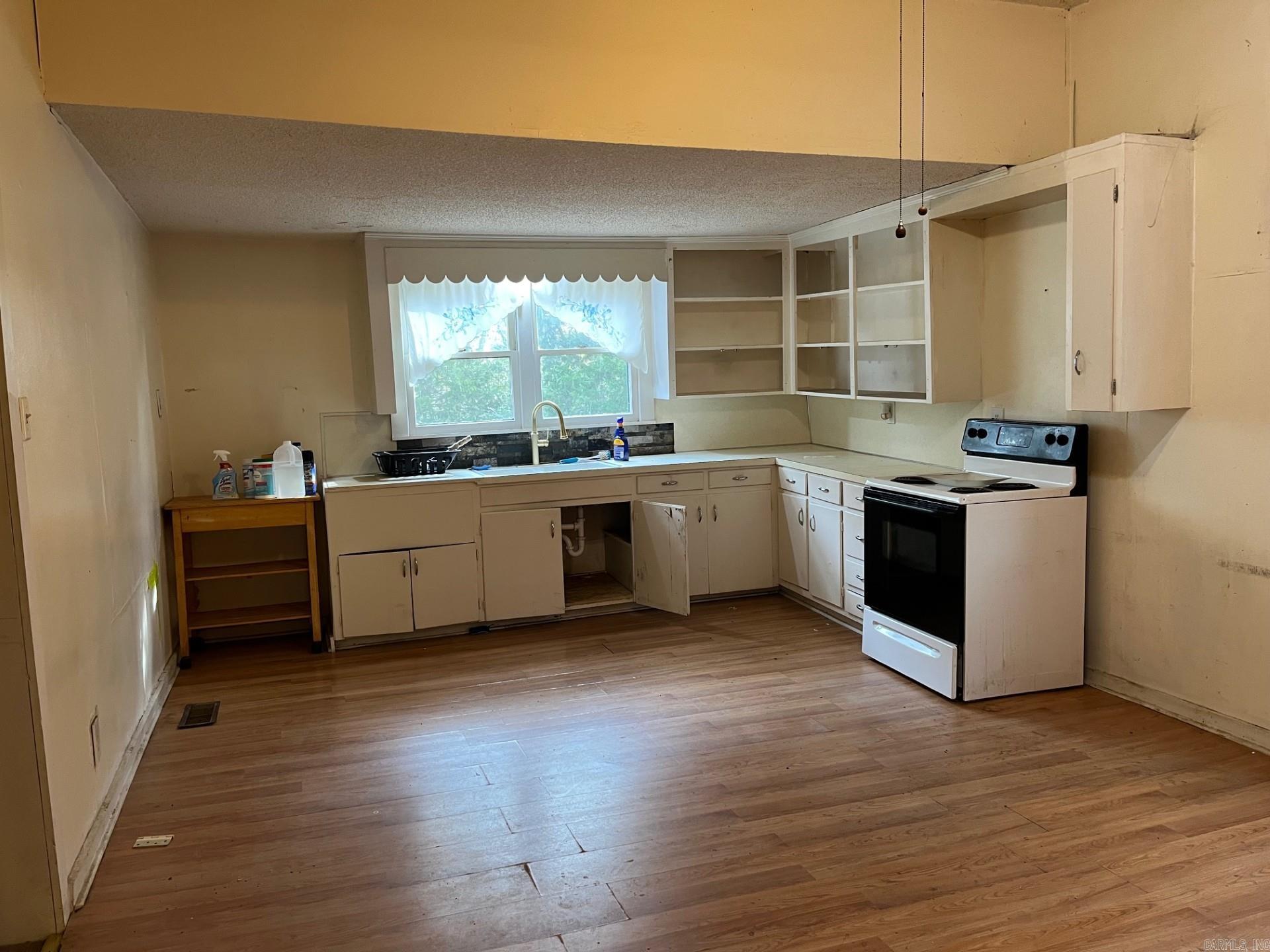 307 N 4th Street