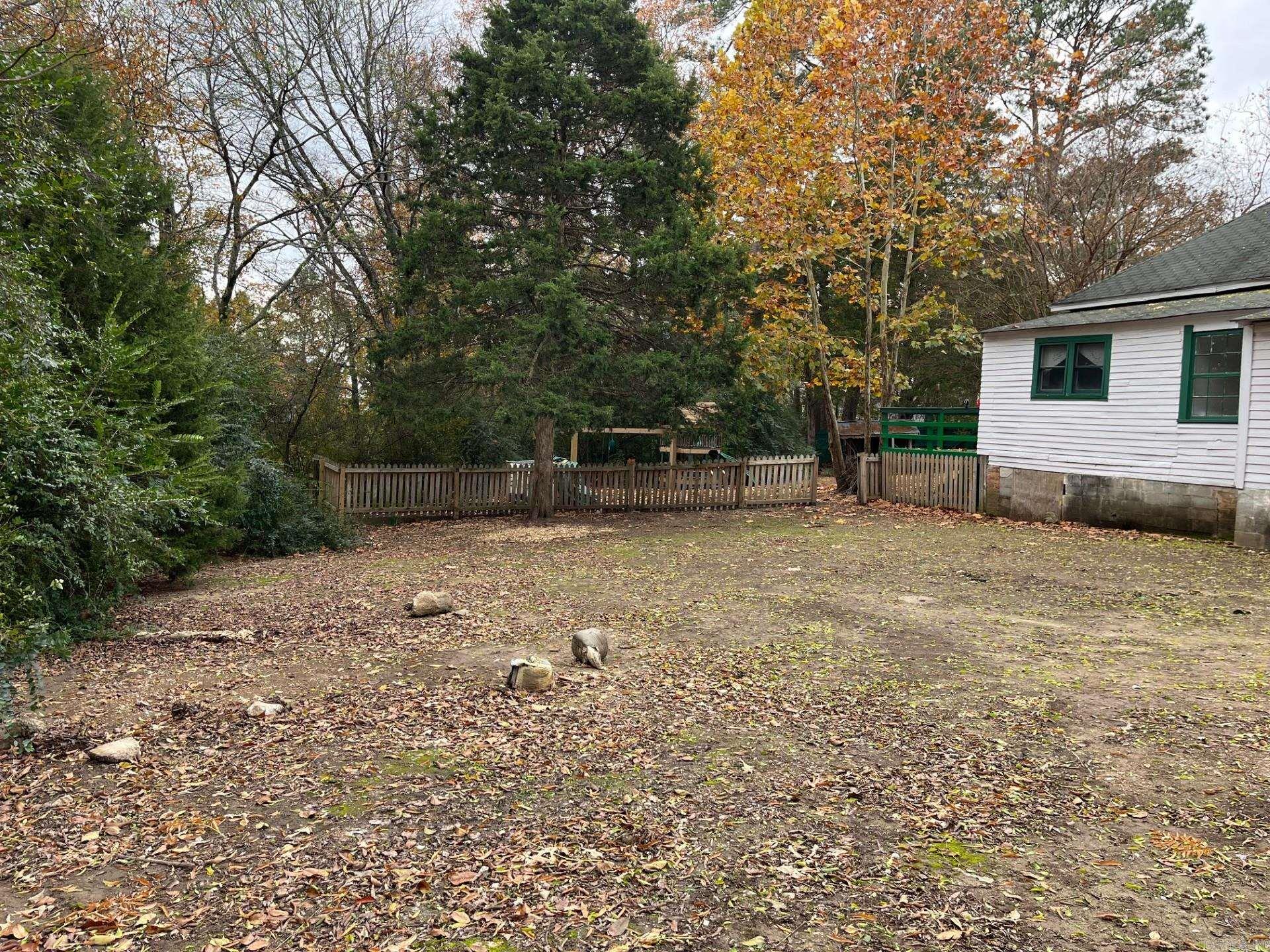 307 N 4th Street
