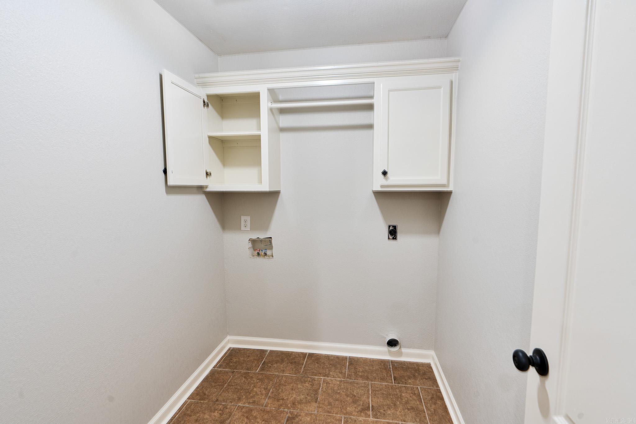 705 White Dove Circle
