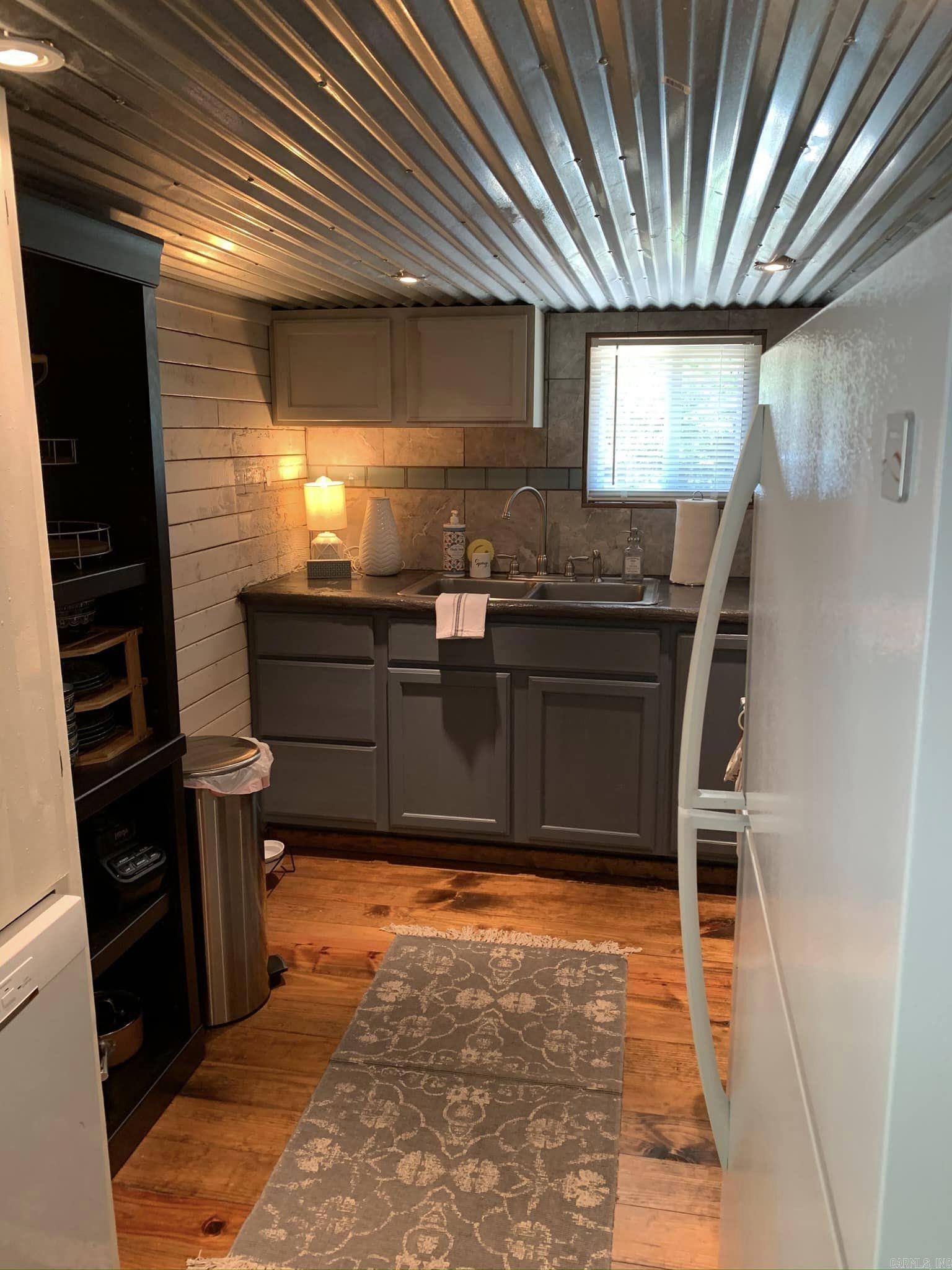 256 Southridge Road
