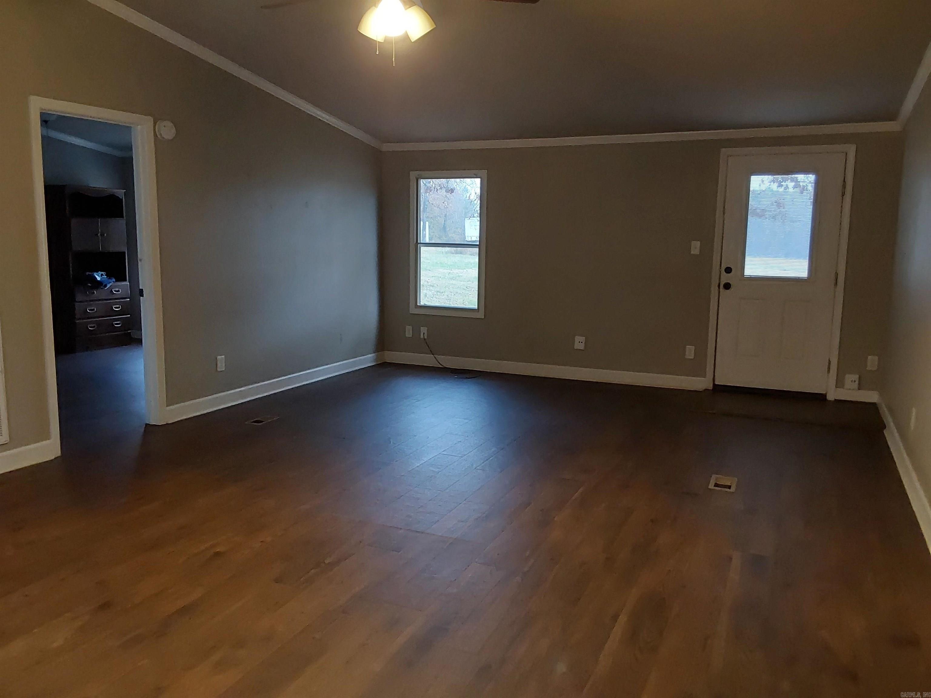 1505 Greenwich Lane