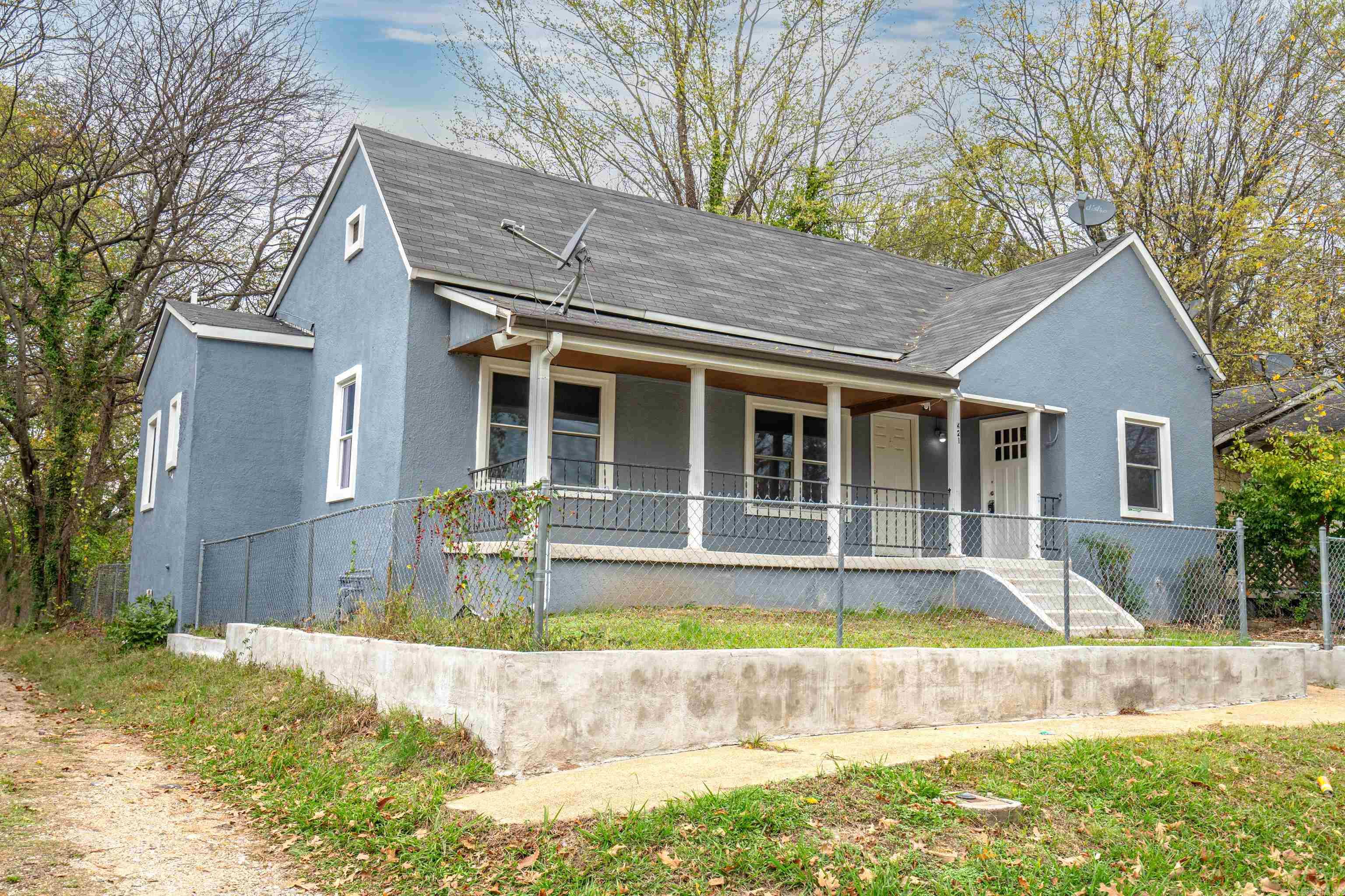 421 School Street