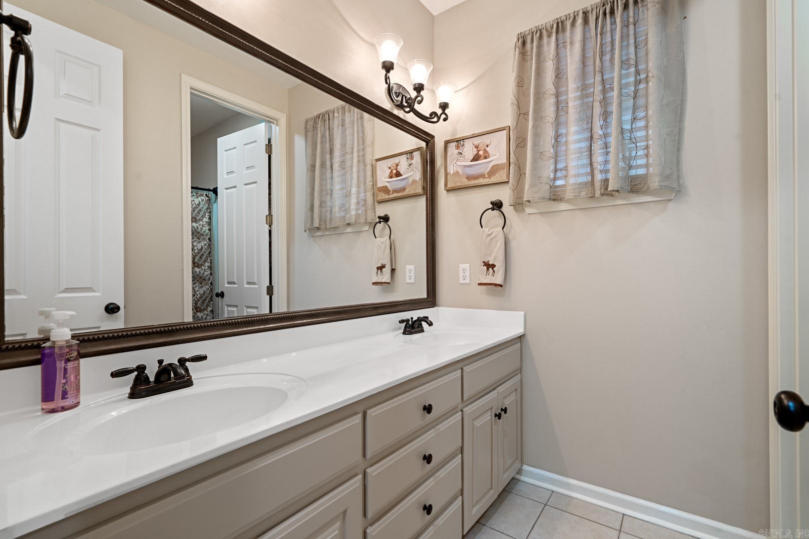 37 Stonegate Shores Drive