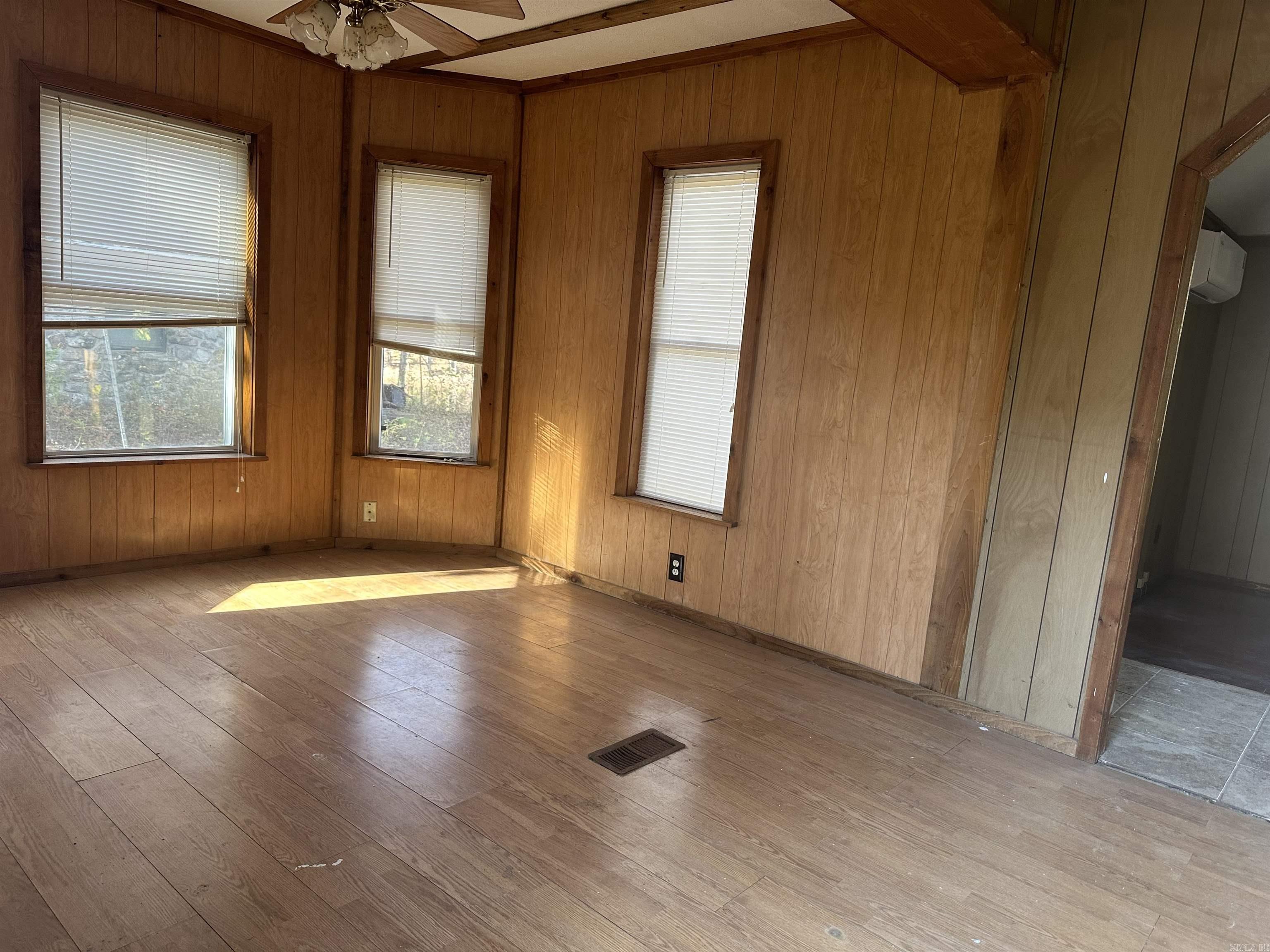 215 Mondou Road
