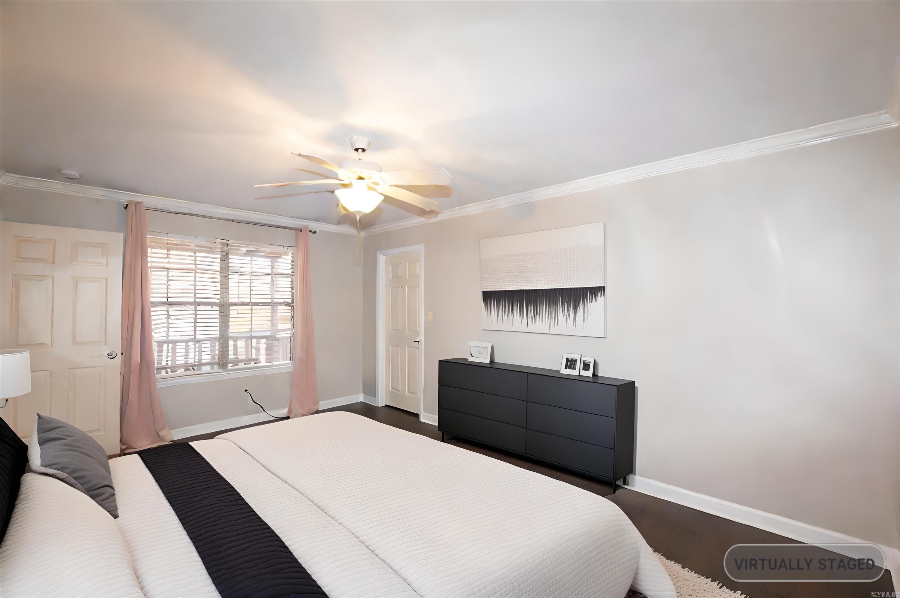 2215 Westport Loop