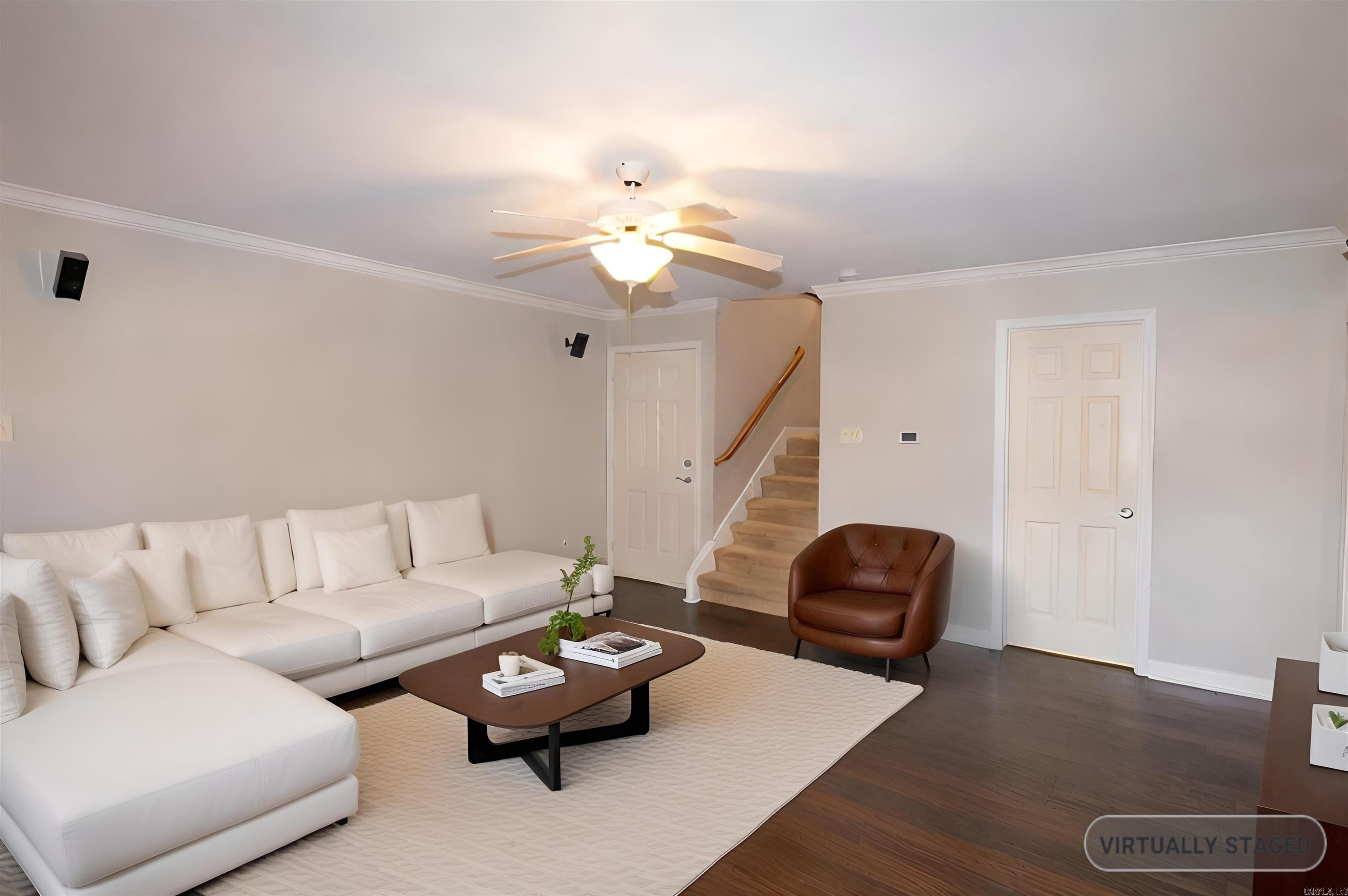 2215 Westport Loop