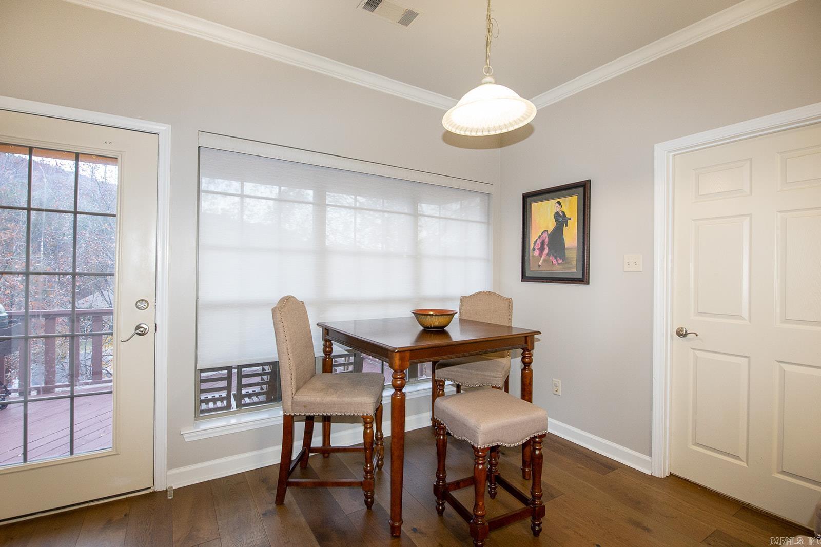 2215 Westport Loop