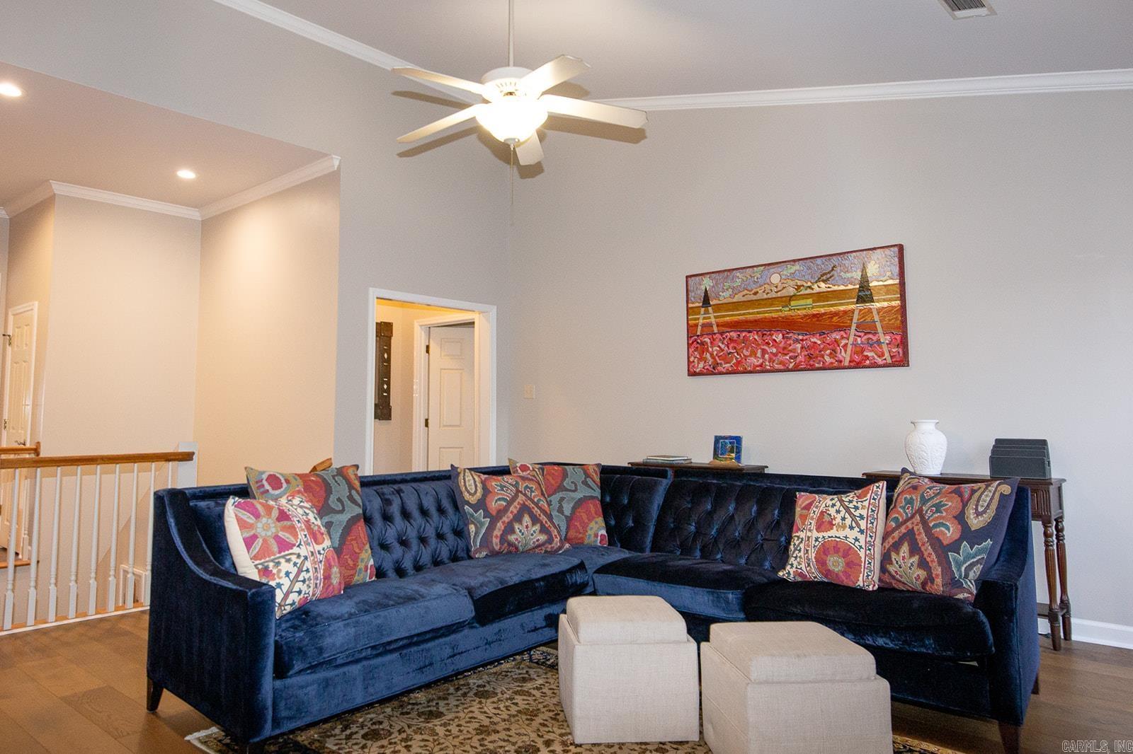 2215 Westport Loop