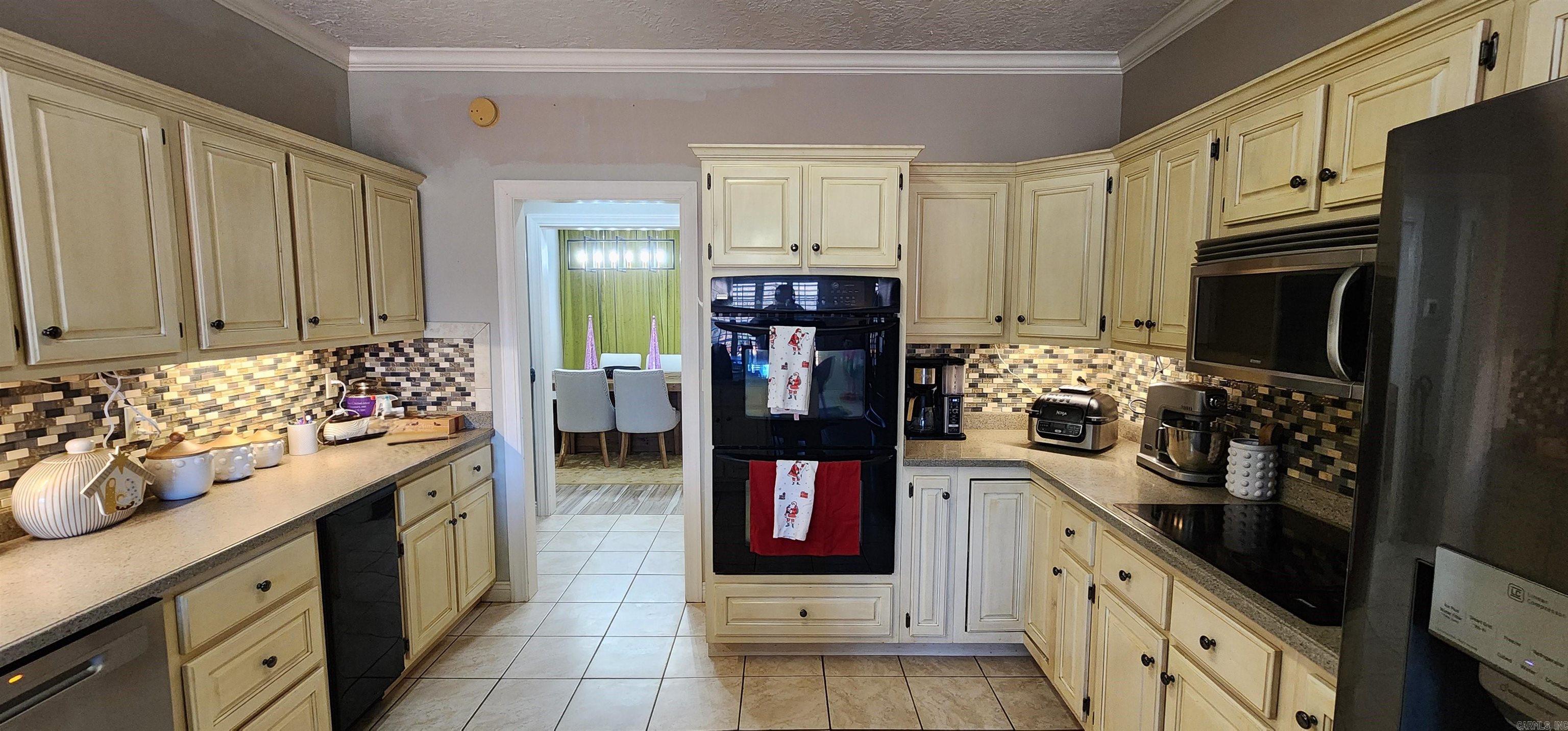 20 County Road 743 Road