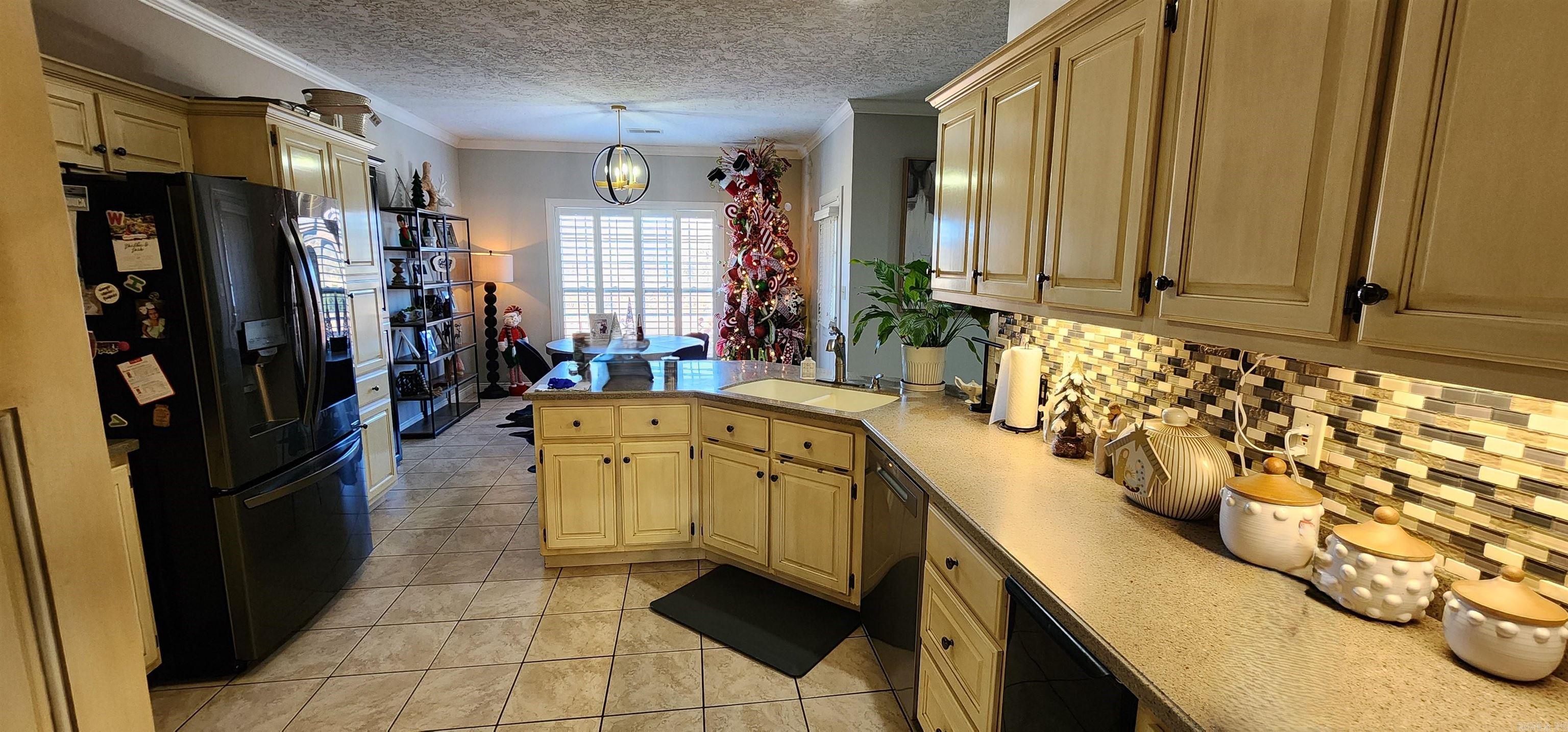 20 County Road 743 Road