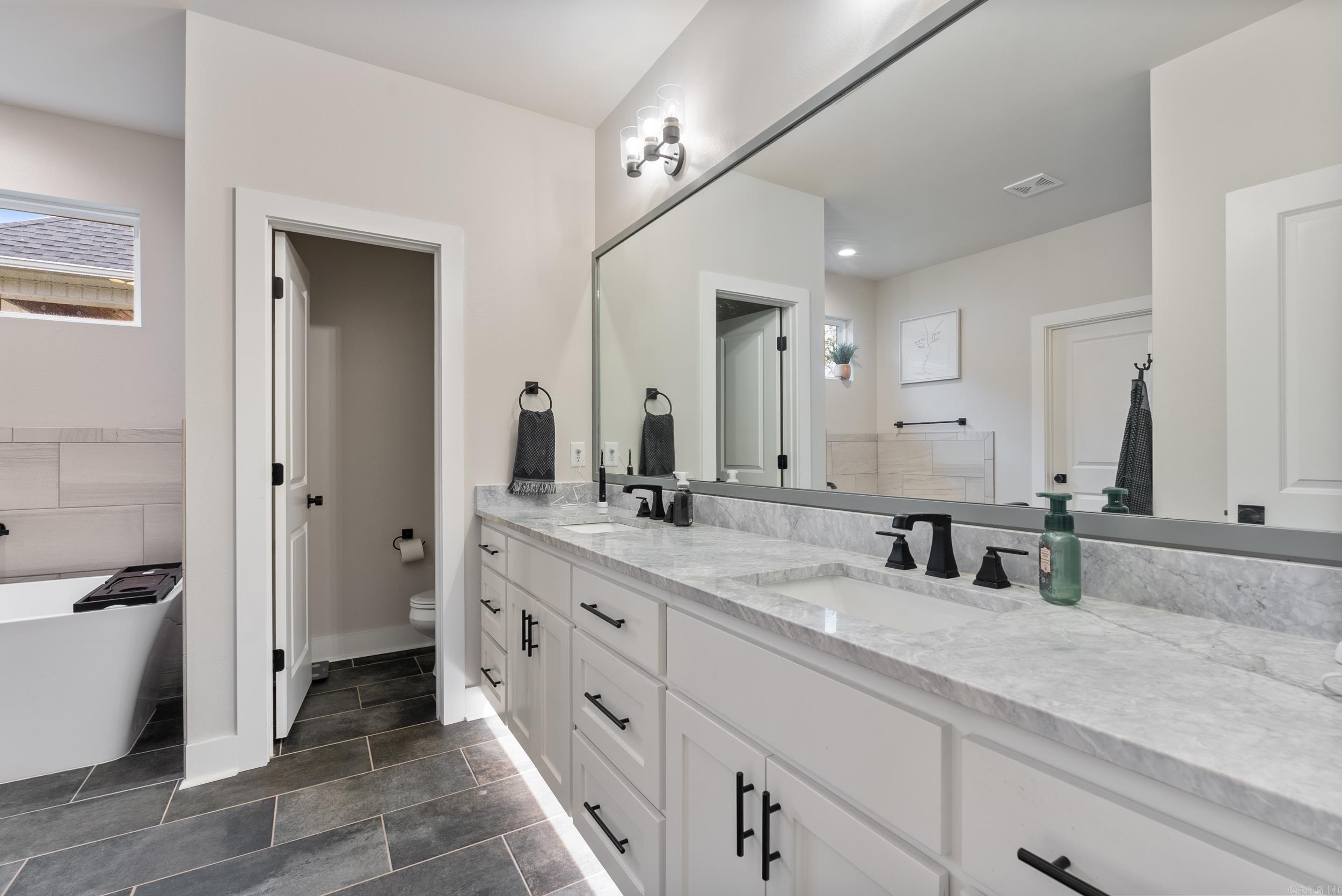 2557 Kara Lane