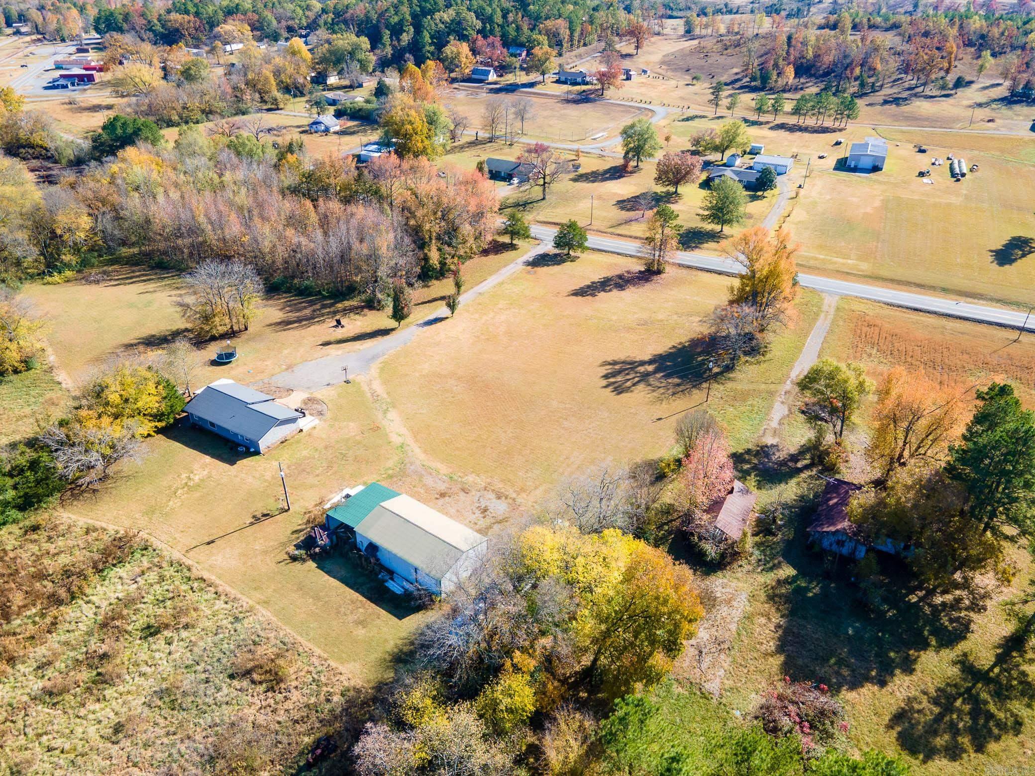 2036 Hwy 60 E