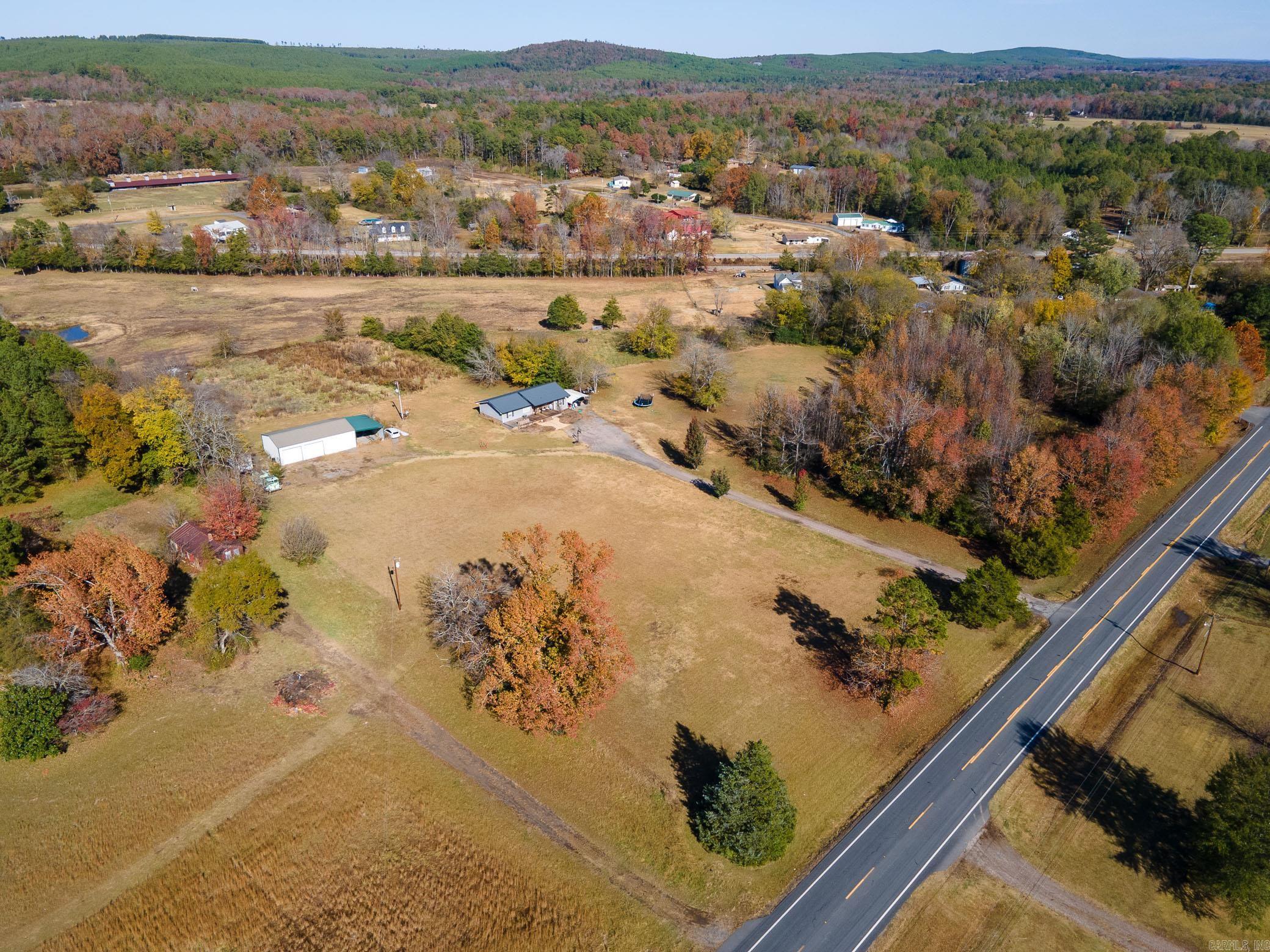 2036 Hwy 60 E