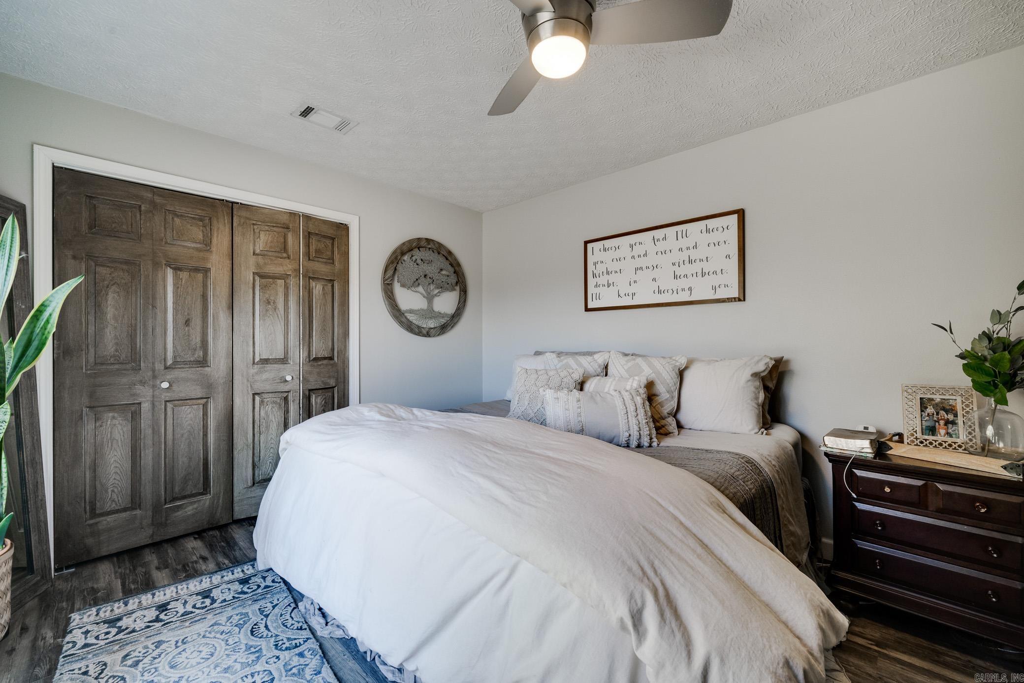 2036 Hwy 60 E