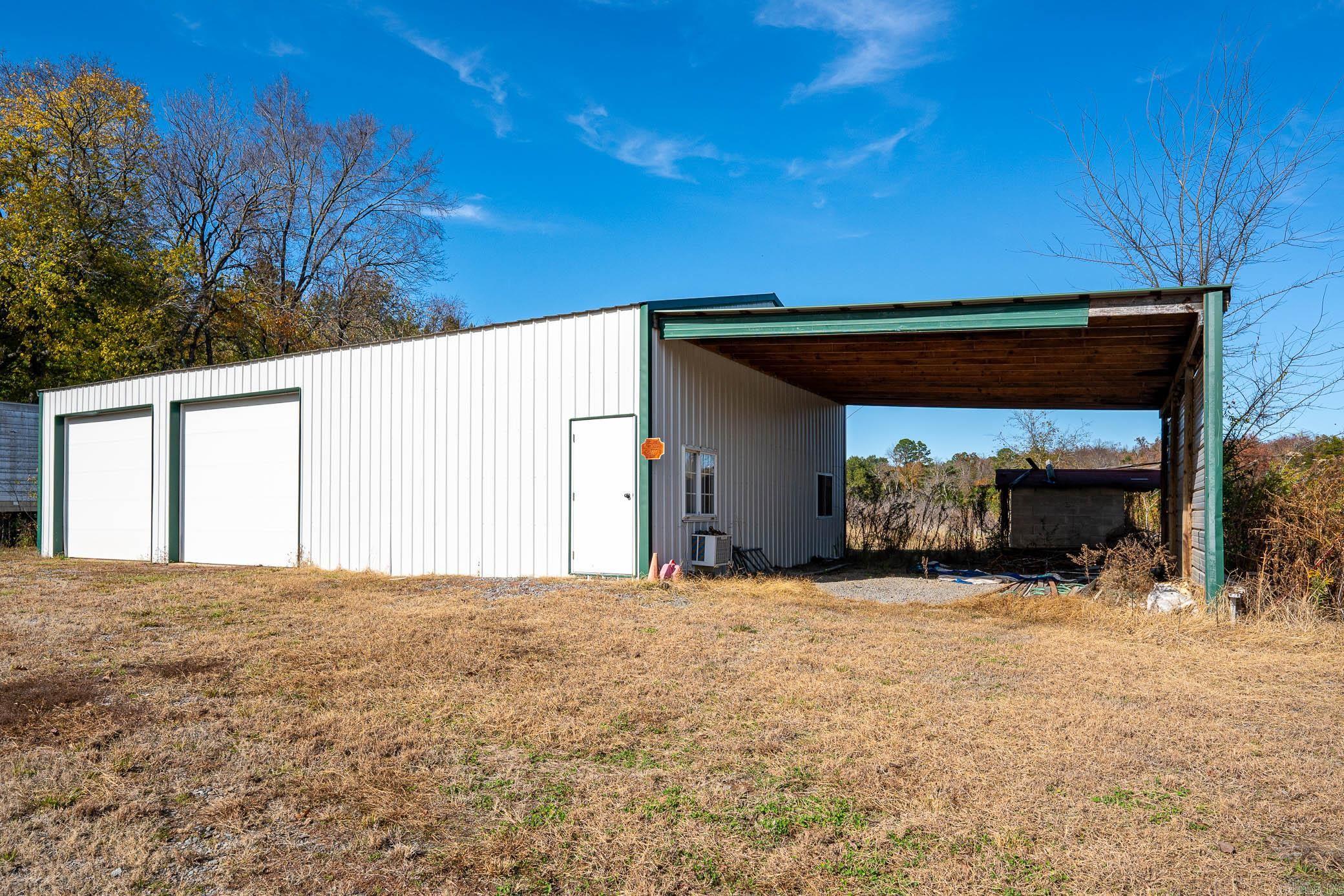 2036 Hwy 60 E