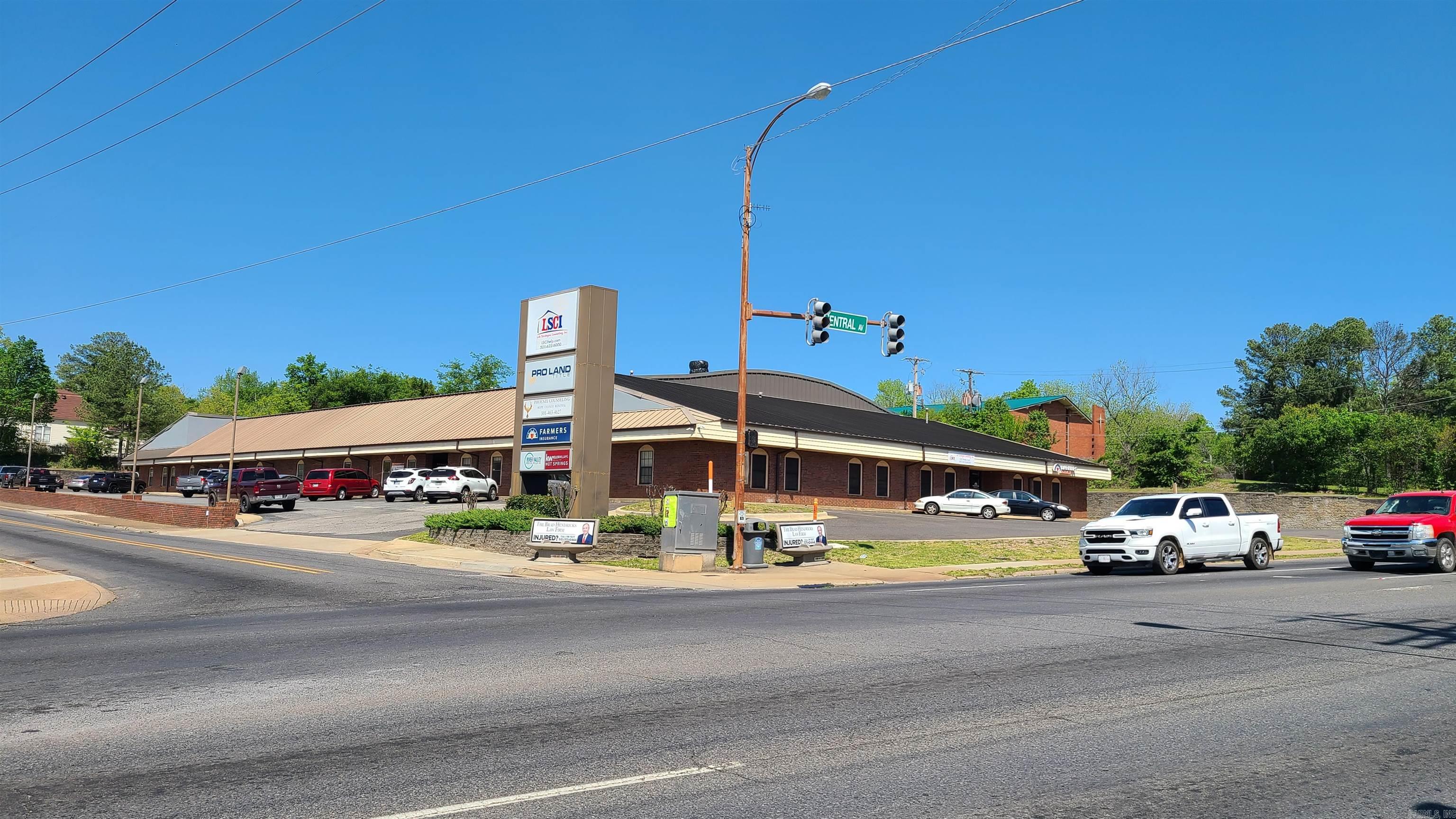 1820 Central Avenue, Suite P