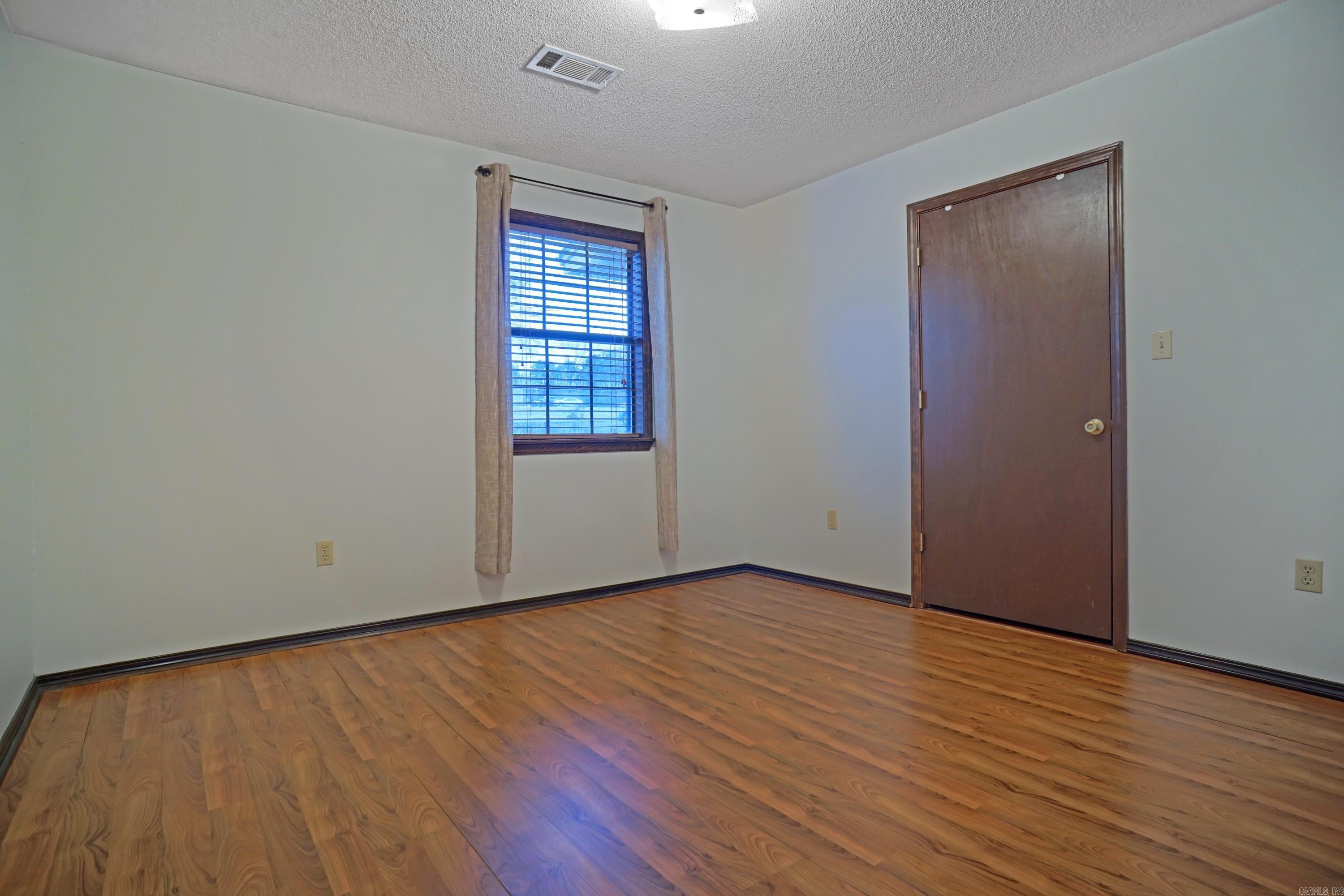 1221 Palmer Road