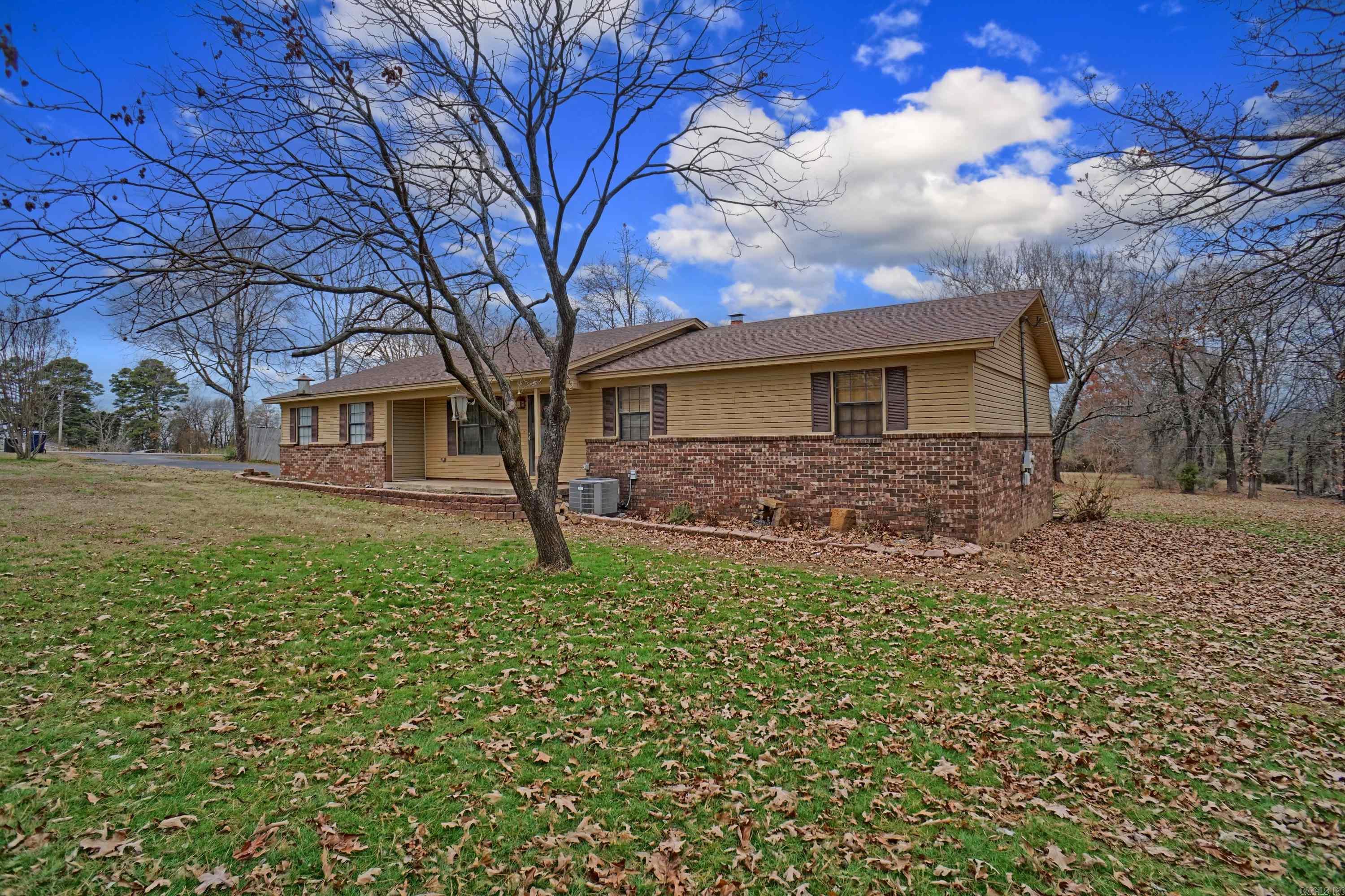 1221 Palmer Road