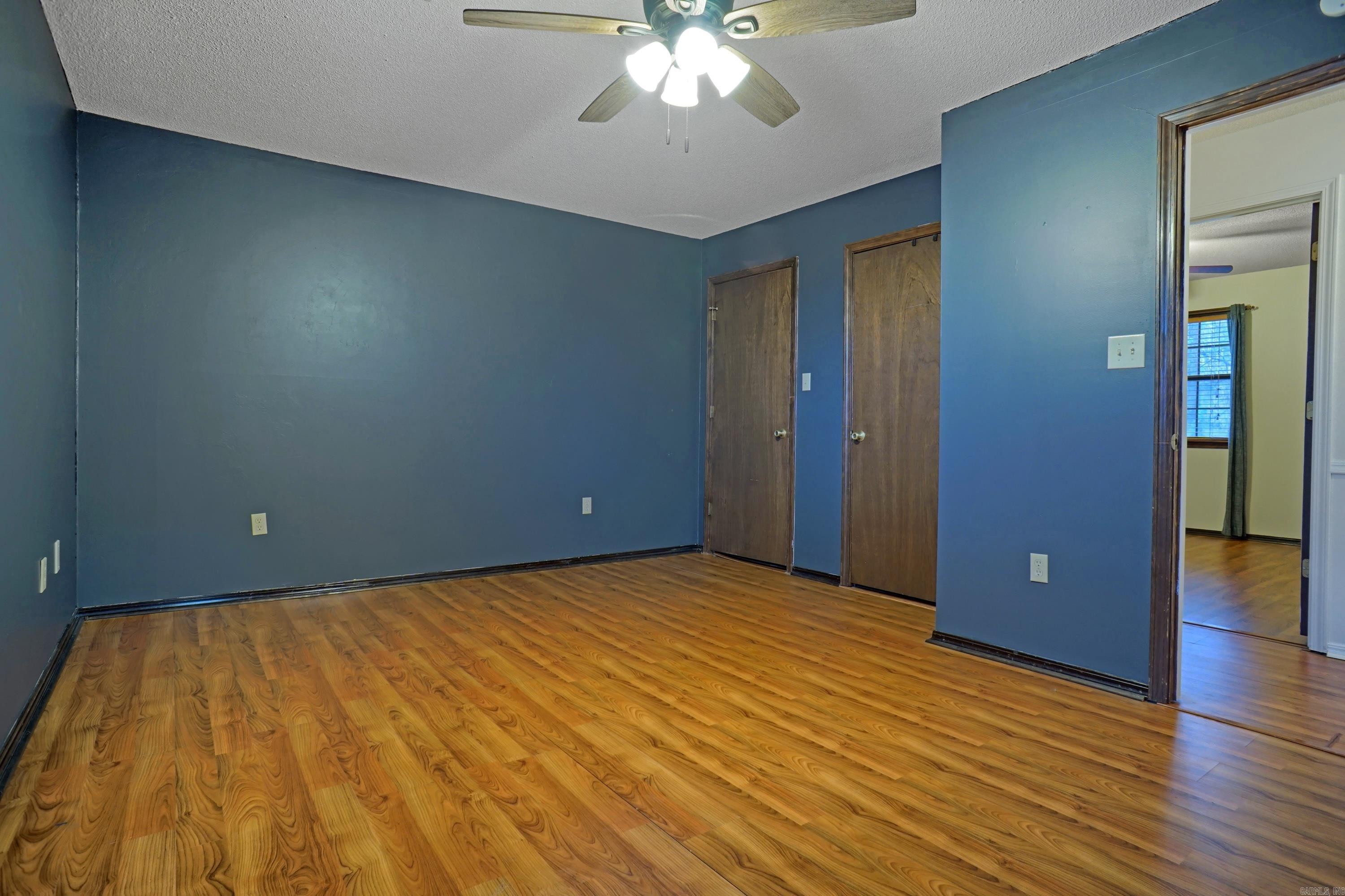 1221 Palmer Road