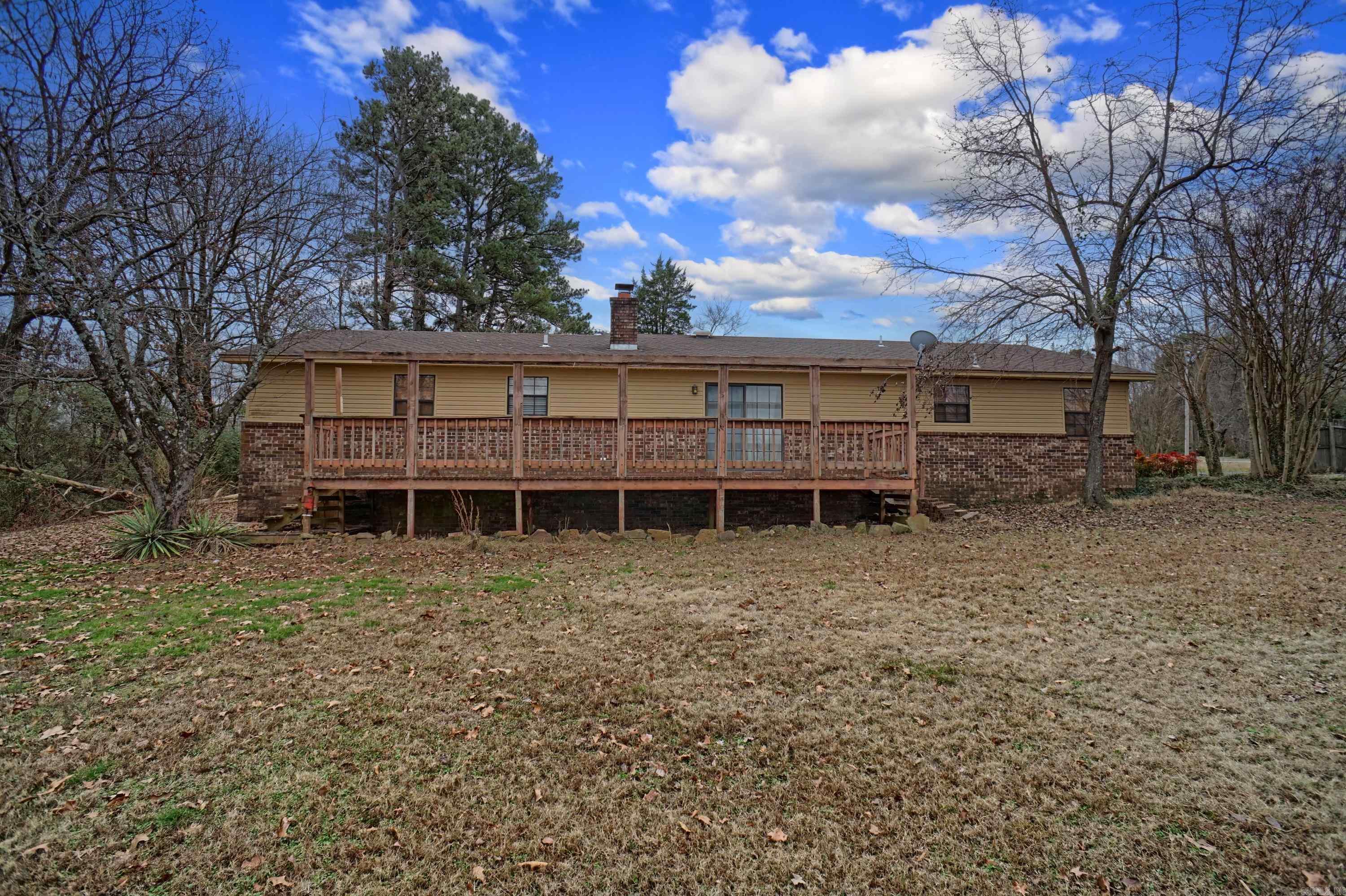 1221 Palmer Road