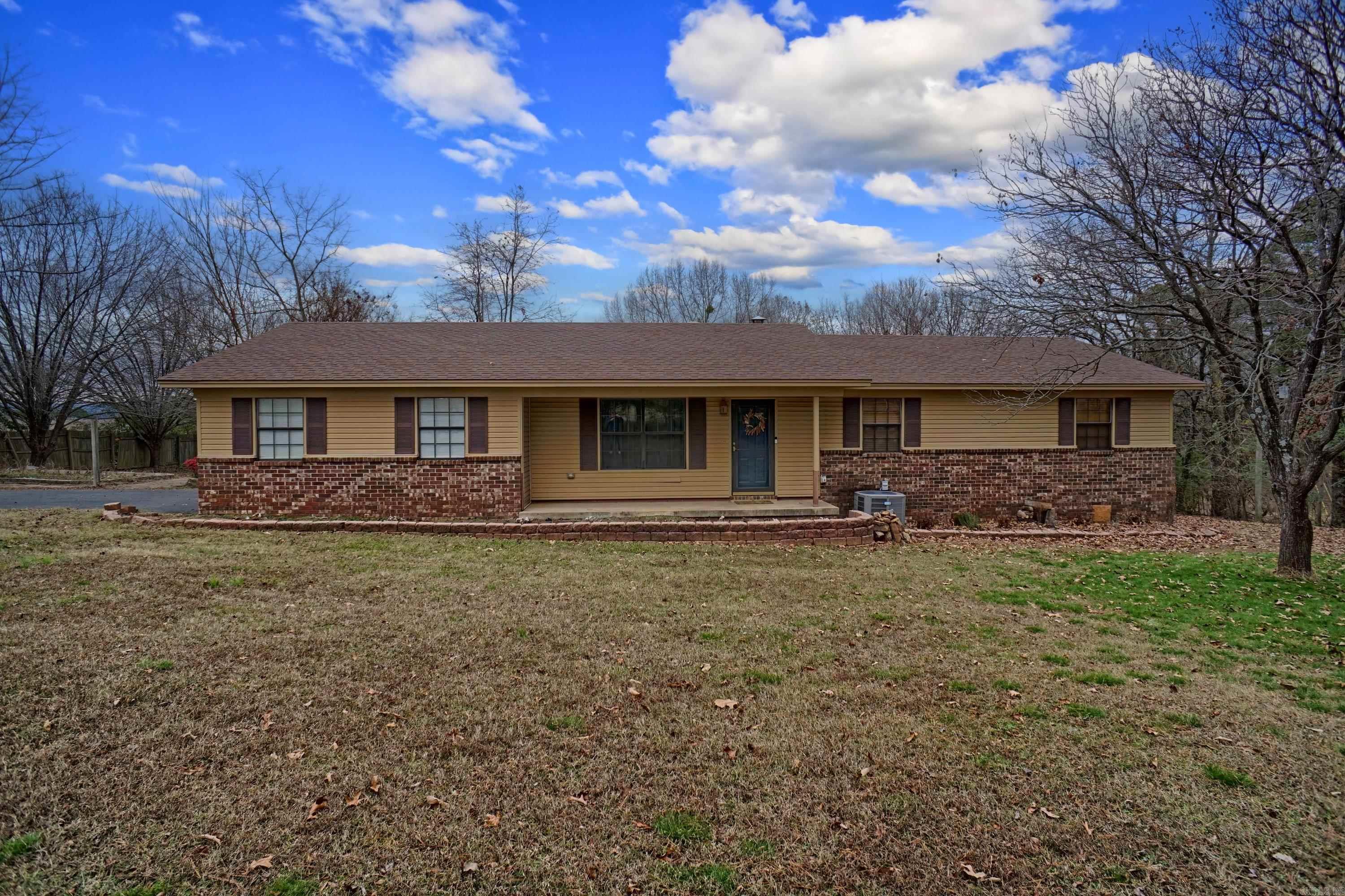 1221 Palmer Road