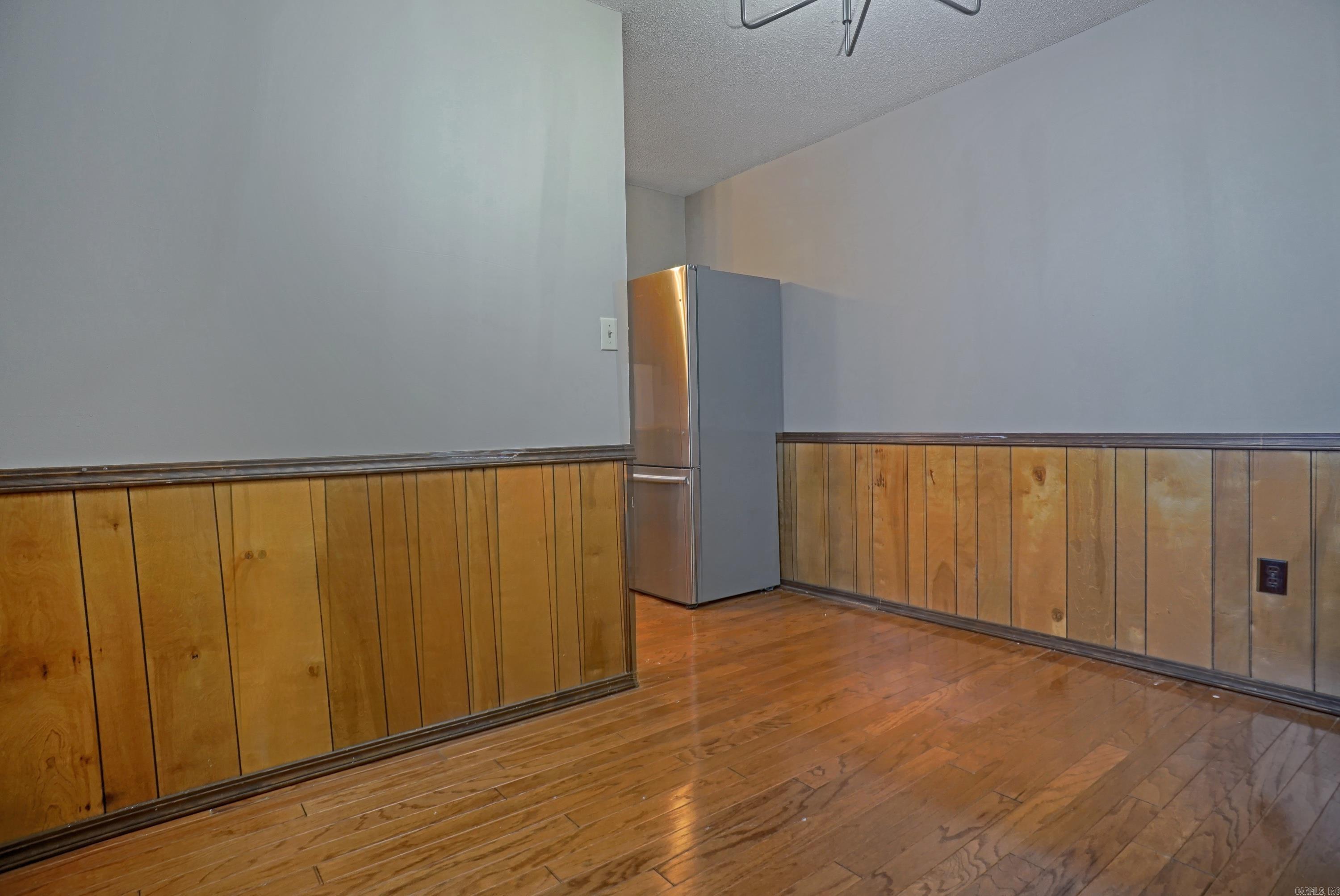 1221 Palmer Road
