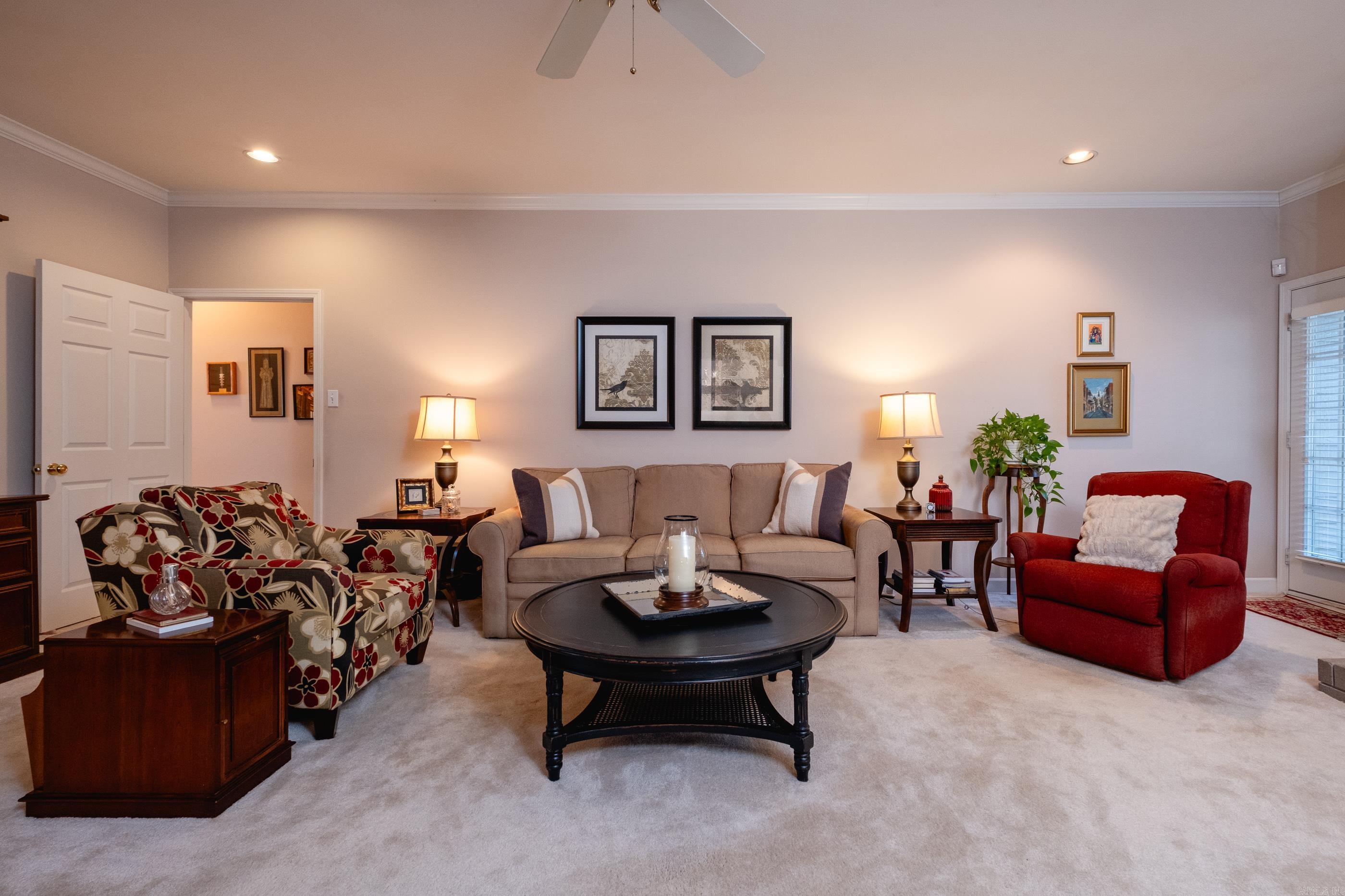 1324 Gleneagles Lane